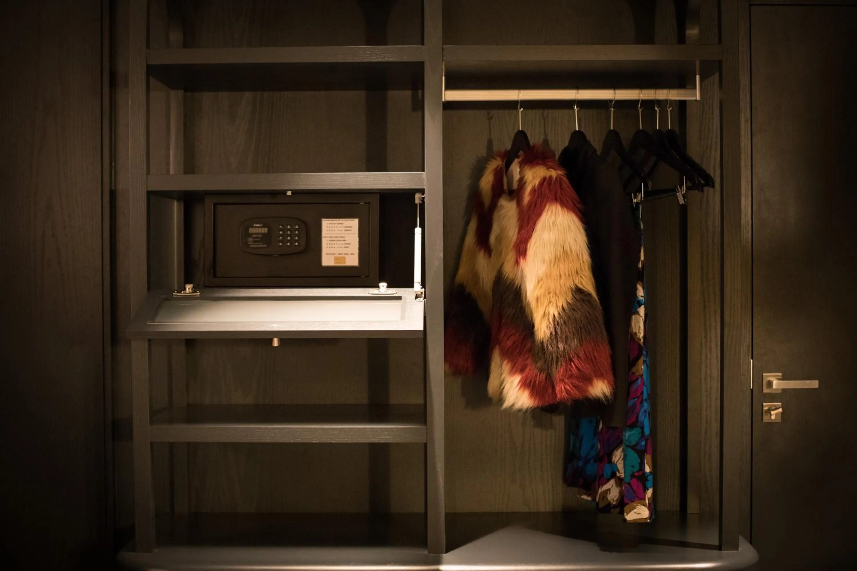 safe in Silken Saaj Las Palmas