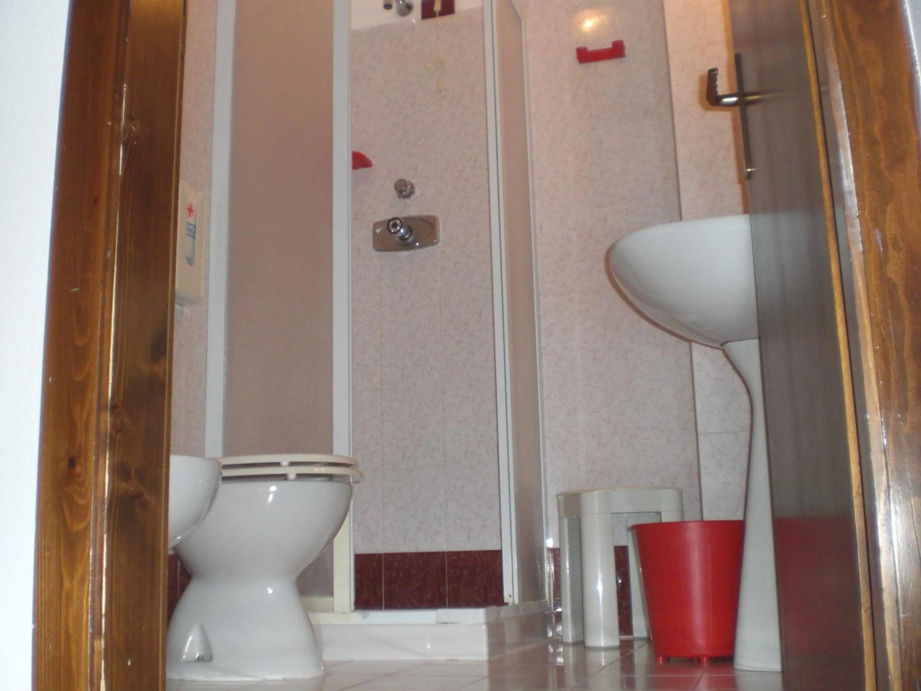 Bathroom in Hotel Edelweiss