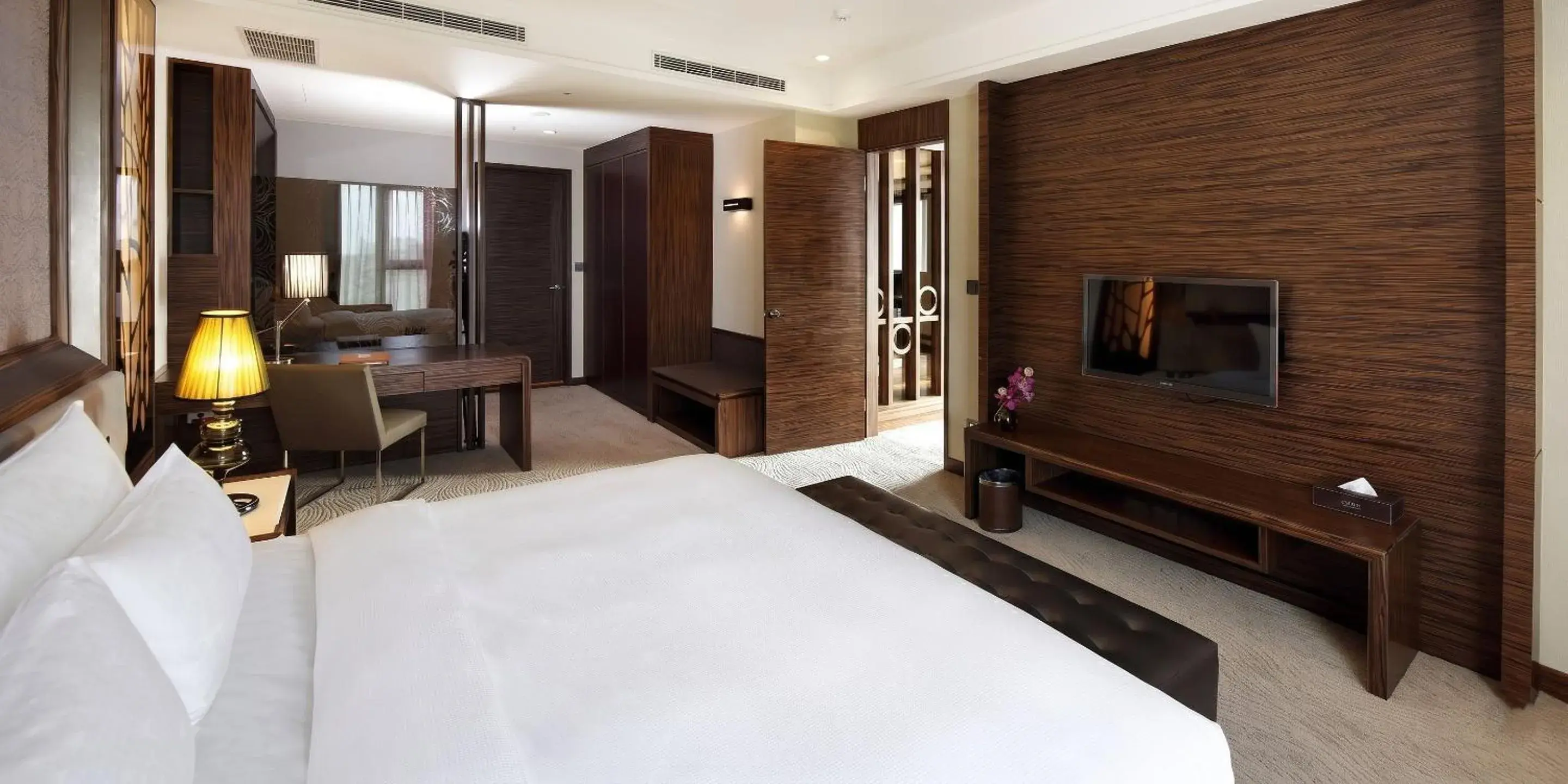 Deluxe King Suite in LihPao Resort - Fullon Hotel Deluxe King Suite in LihPao Resort - Fullon Hotel