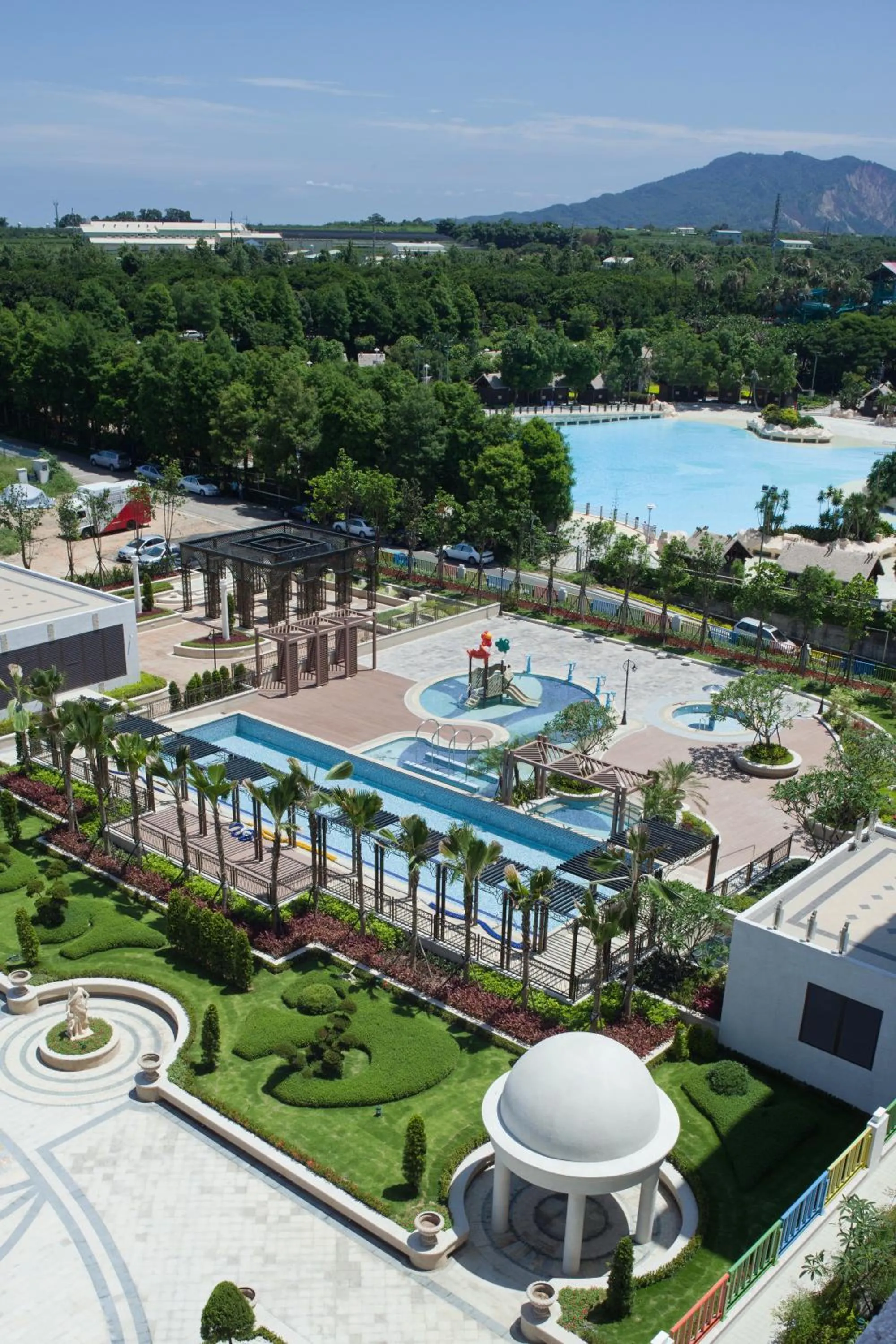 Garden view in Fullon Hotel LihPao Resort