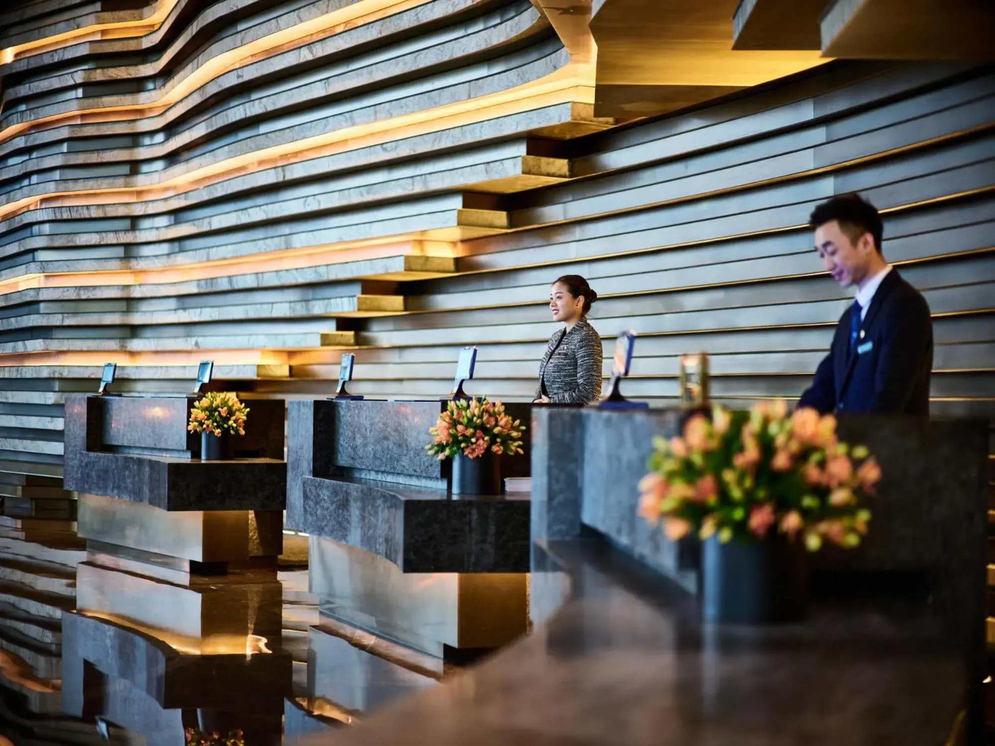 Lobby or reception in InterContinental Shanghai Wonderland, an IHG Hotel Lobby or reception in InterContinental Shanghai Wonderland, an IHG Hotel