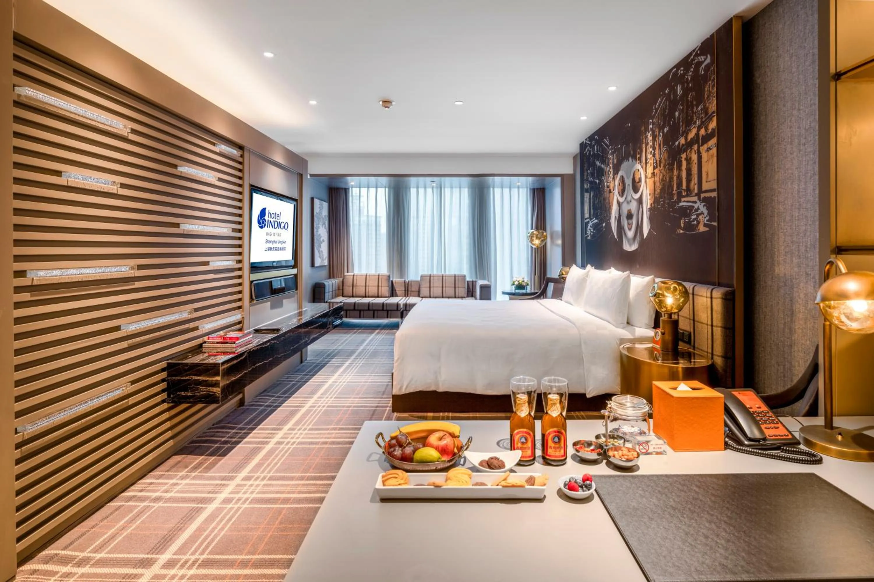 Photo of the whole room, Bed in Hotel Indigo Shanghai Jing'An by IHG