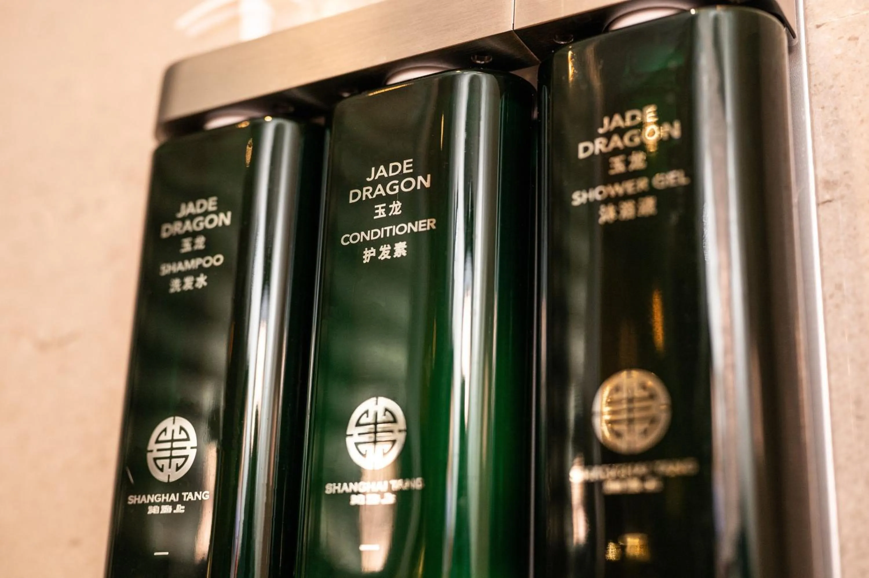 Photo of the whole room in Hotel Indigo Shanghai Jing'An by IHG