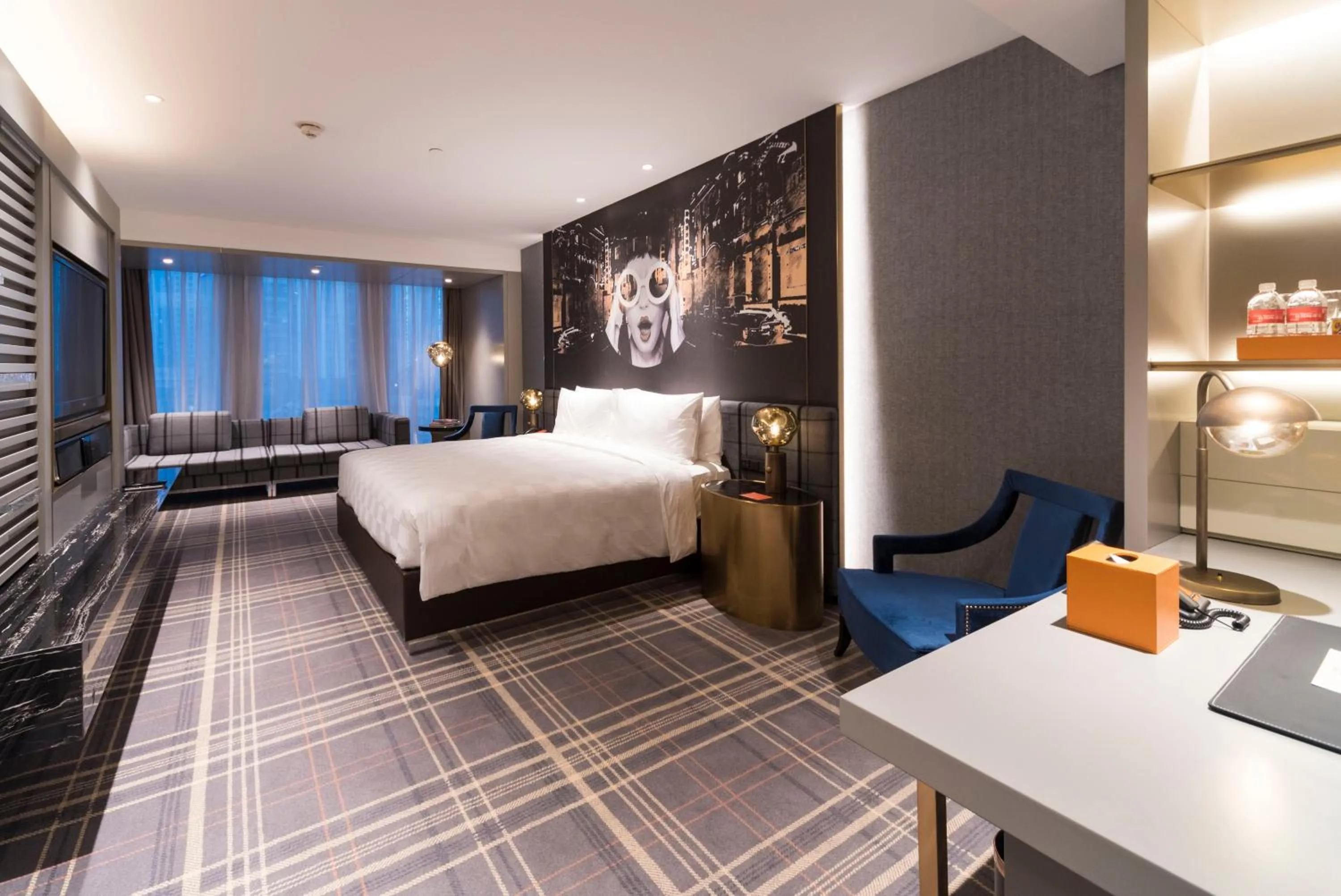 Photo of the whole room, Bed in Hotel Indigo Shanghai Jing'An by IHG