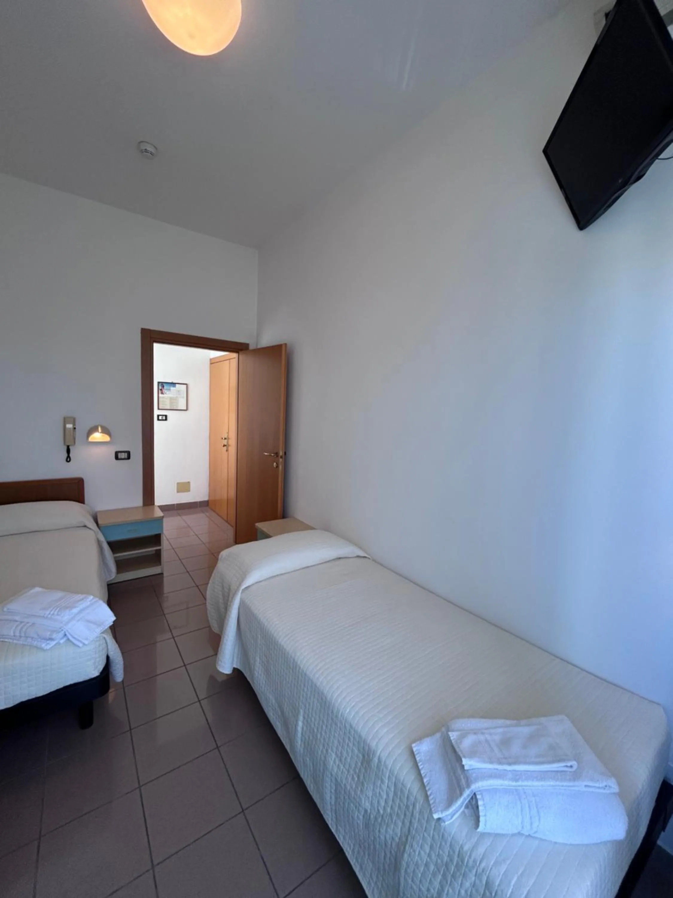 Photo of the whole room, Bed in Hotel Letizia