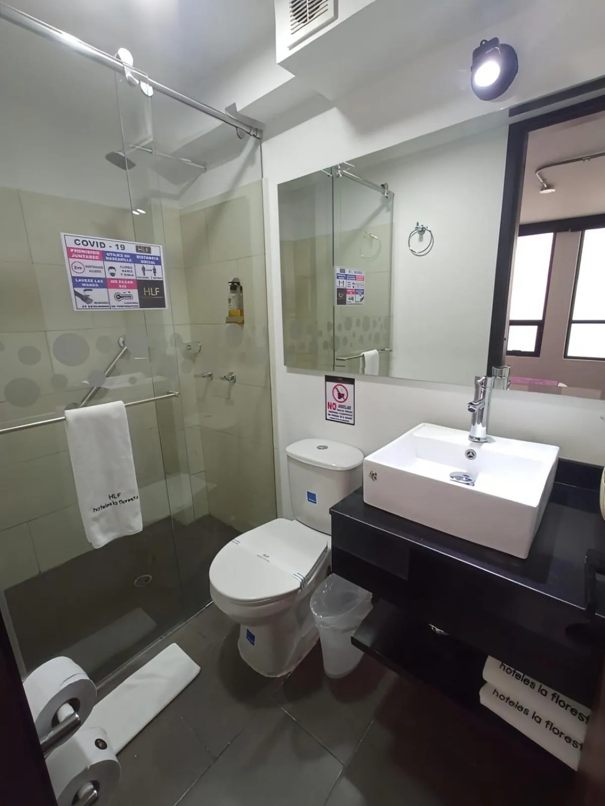 Shower in Posada LA MARIÑERA