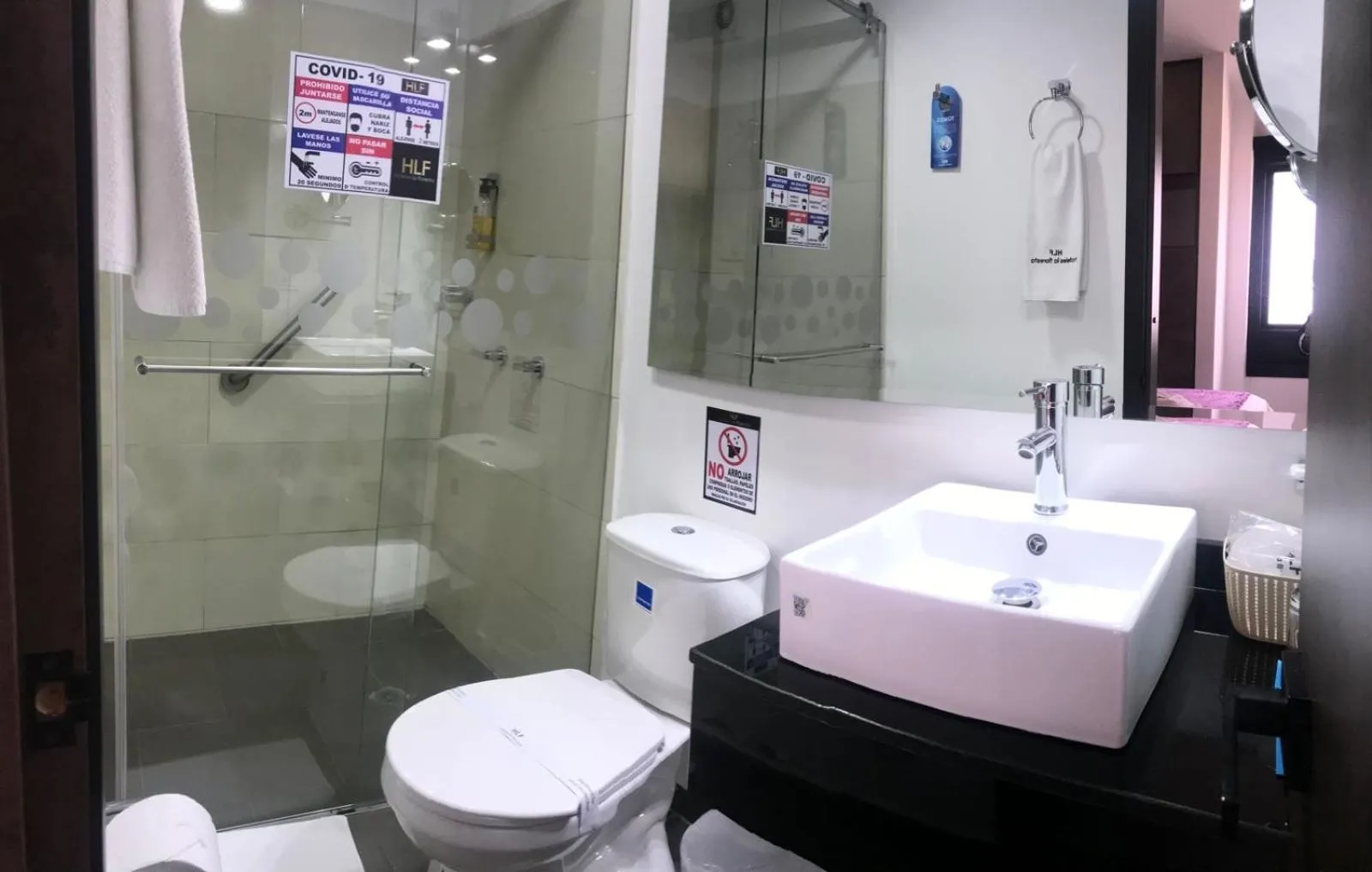 Shower in Posada LA MARIÑERA