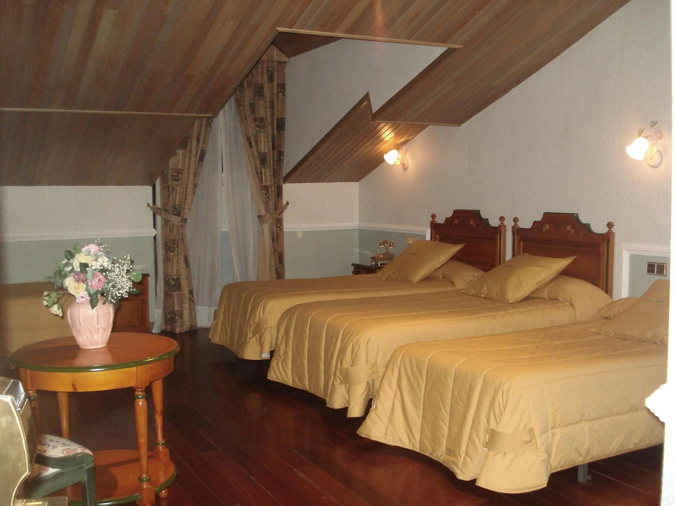 Photo of the whole room, Bed in My Rooms City Hotel Camino de Santiago