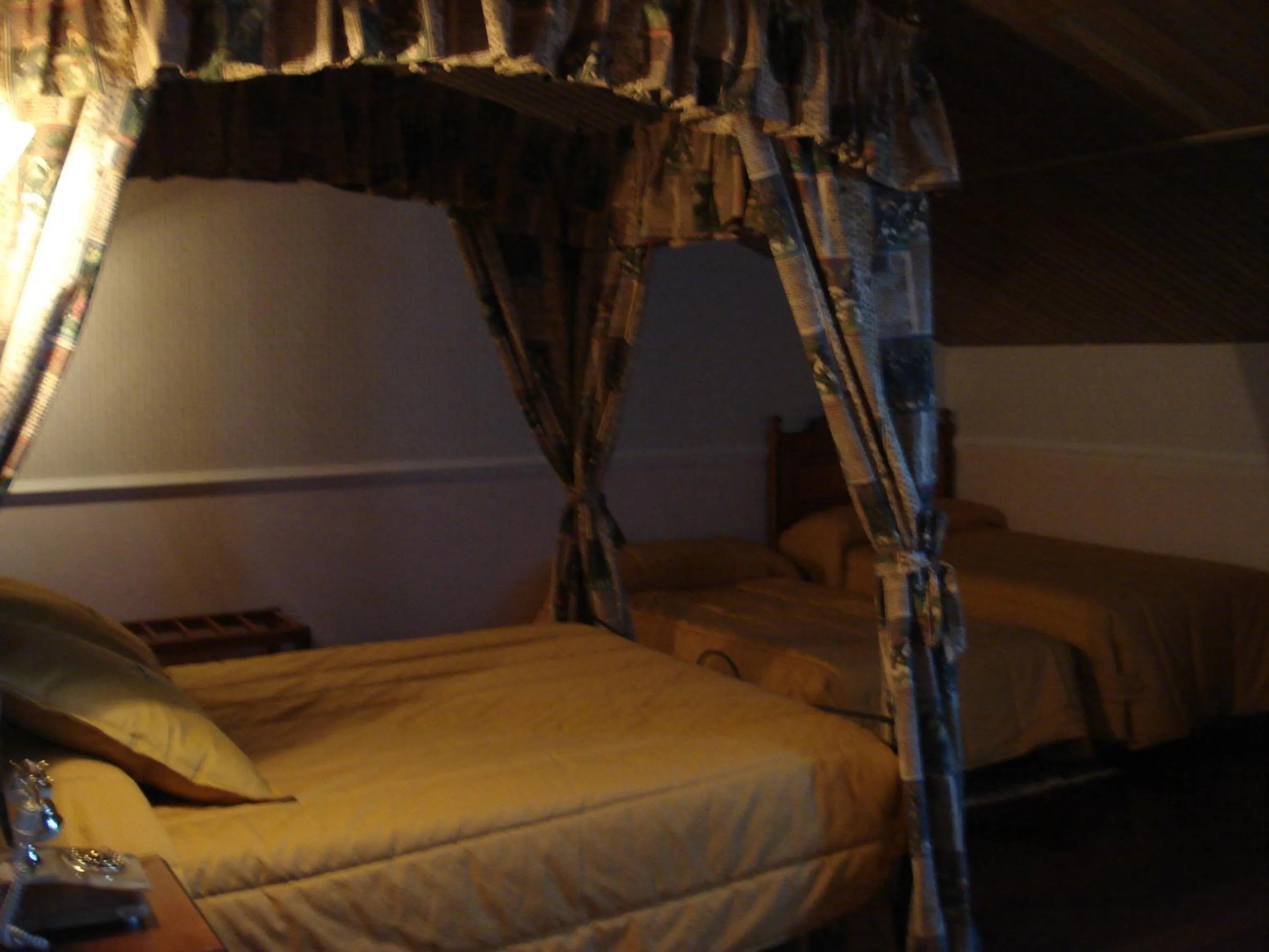 Quintuple Room in Hotel Camino de Santiago