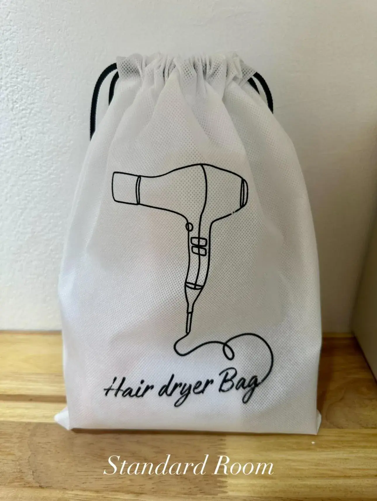 Property building in Surin Bay Inn Property building in Surin Bay Inn