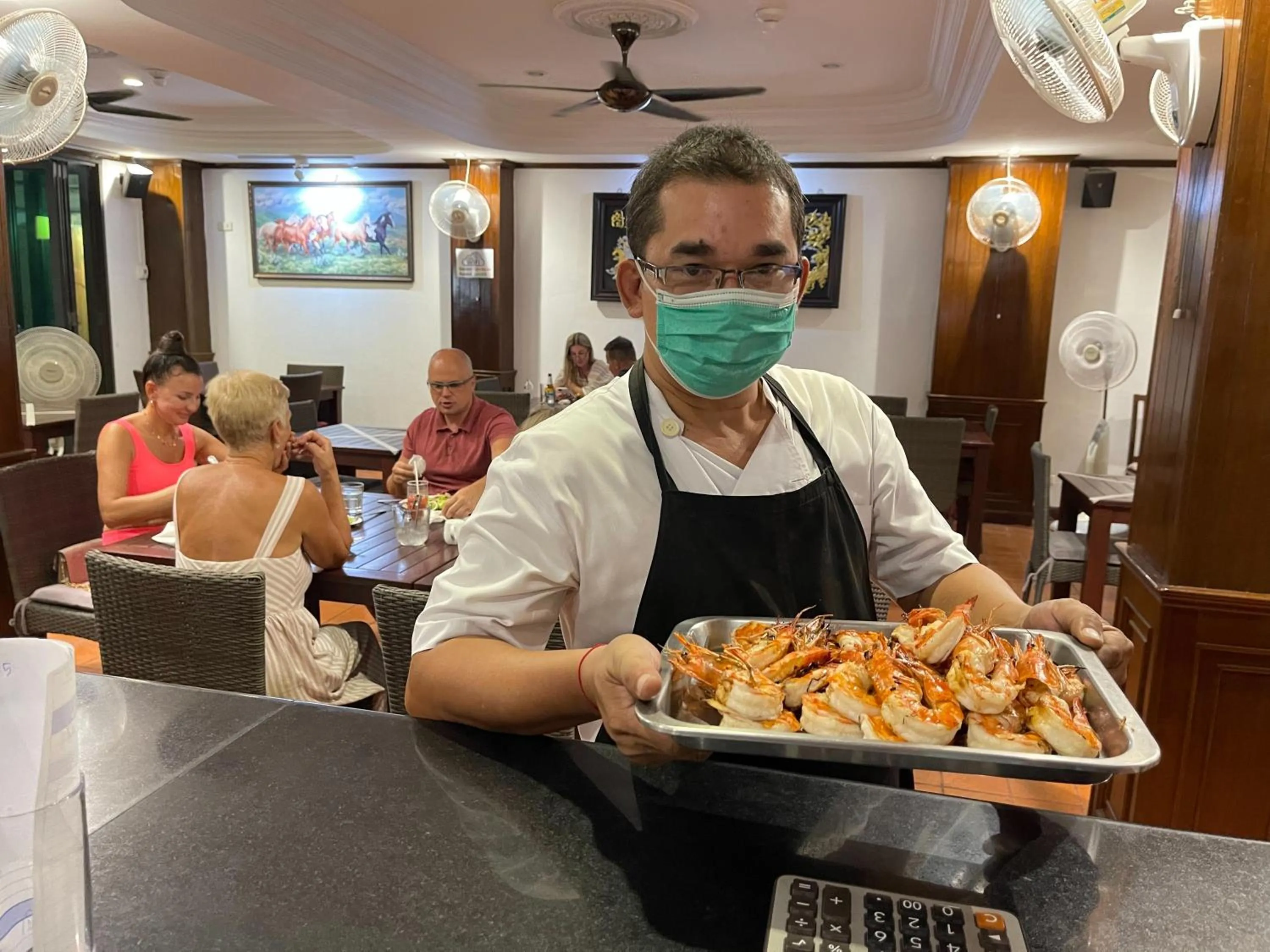 Restaurant/places to eat in Surin Bay Inn