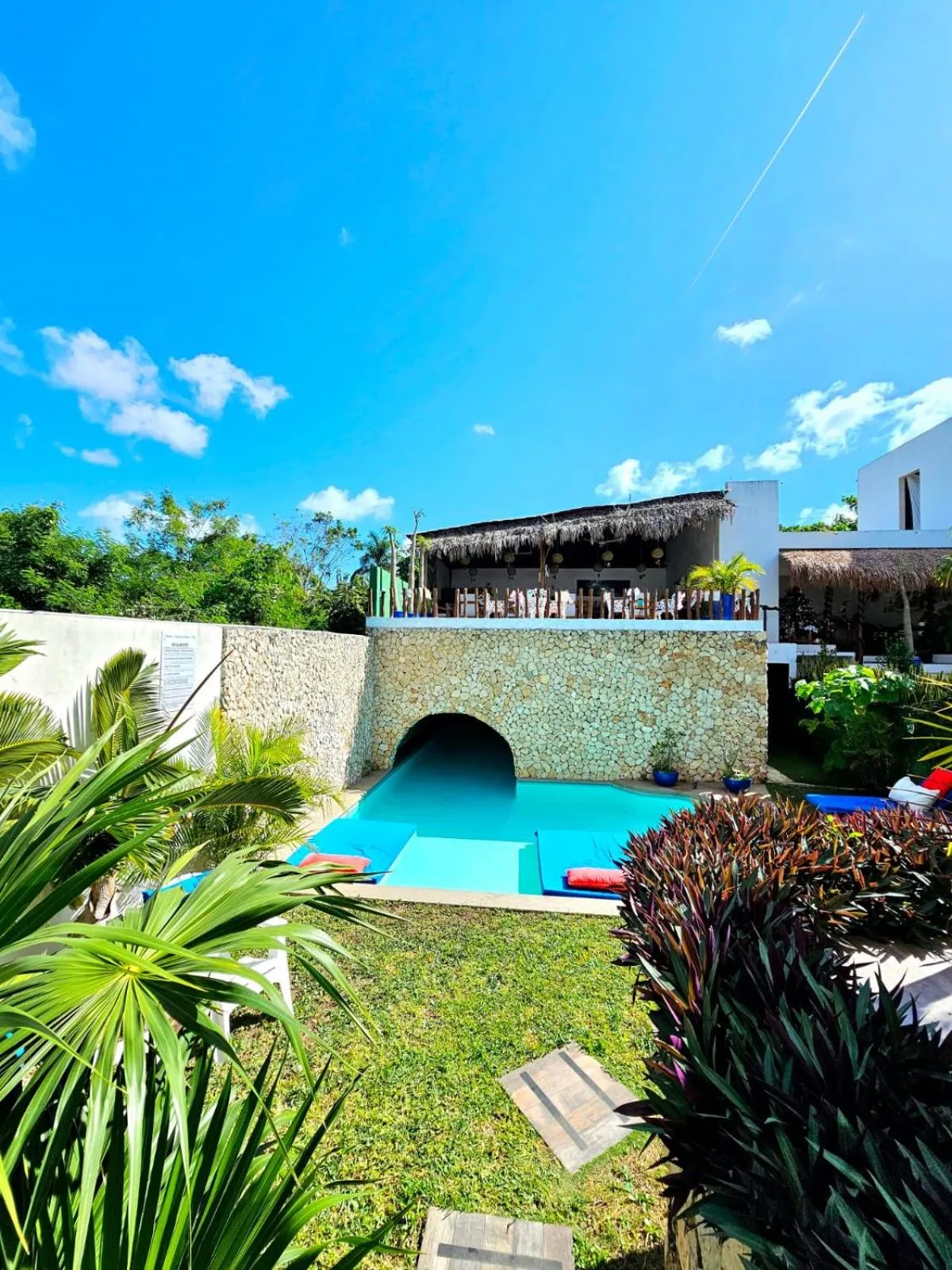 Property building in Mayan Majesty Boutique Hotel