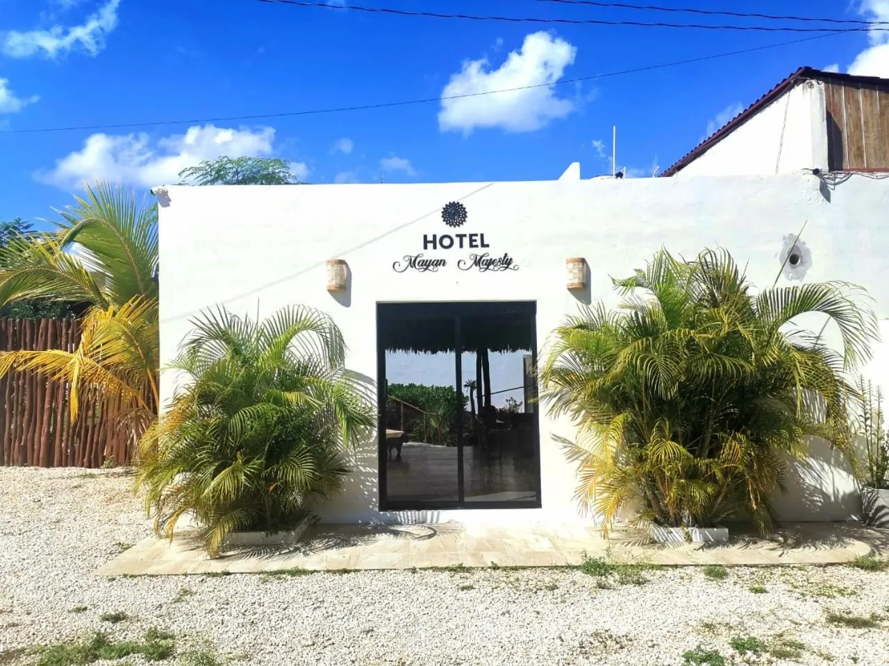 Property building in Mayan Majesty Boutique Hotel