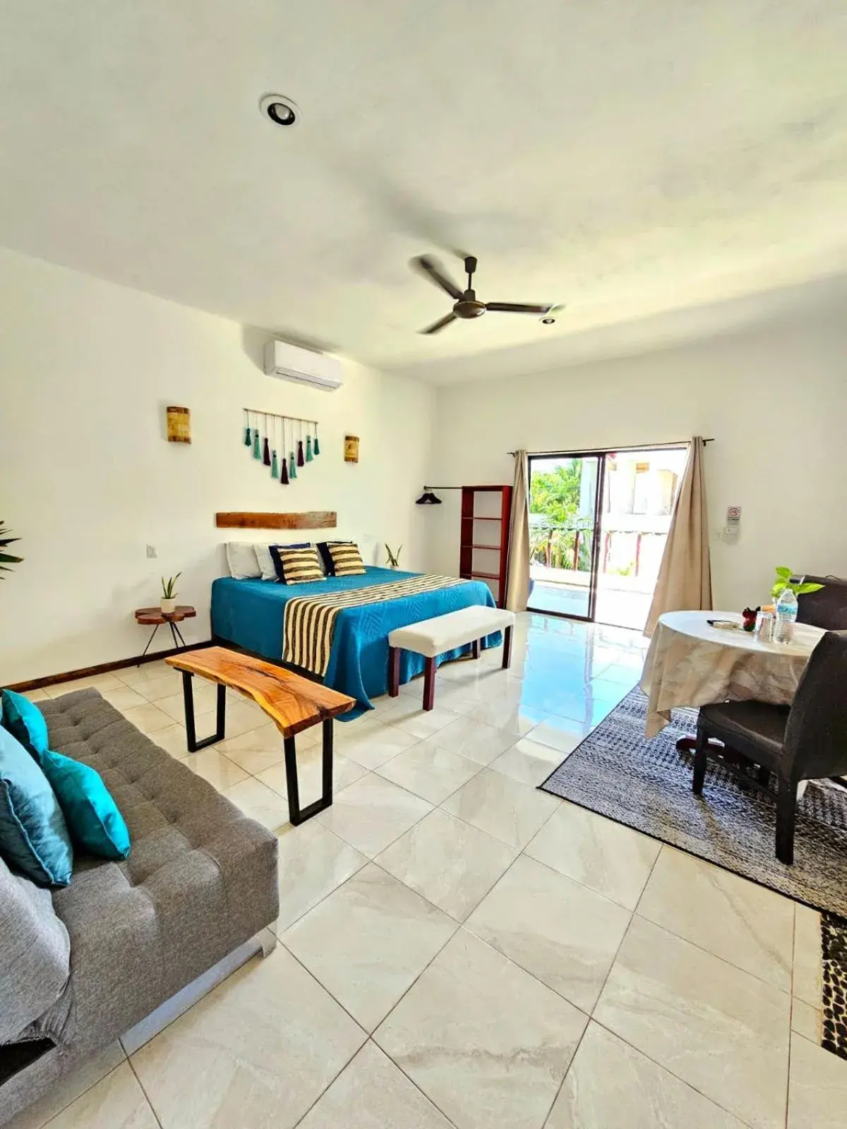 Deluxe King Room with Pool View in Mayan Majesty Boutique Hotel Deluxe King Room with Pool View in Mayan Majesty Boutique Hotel