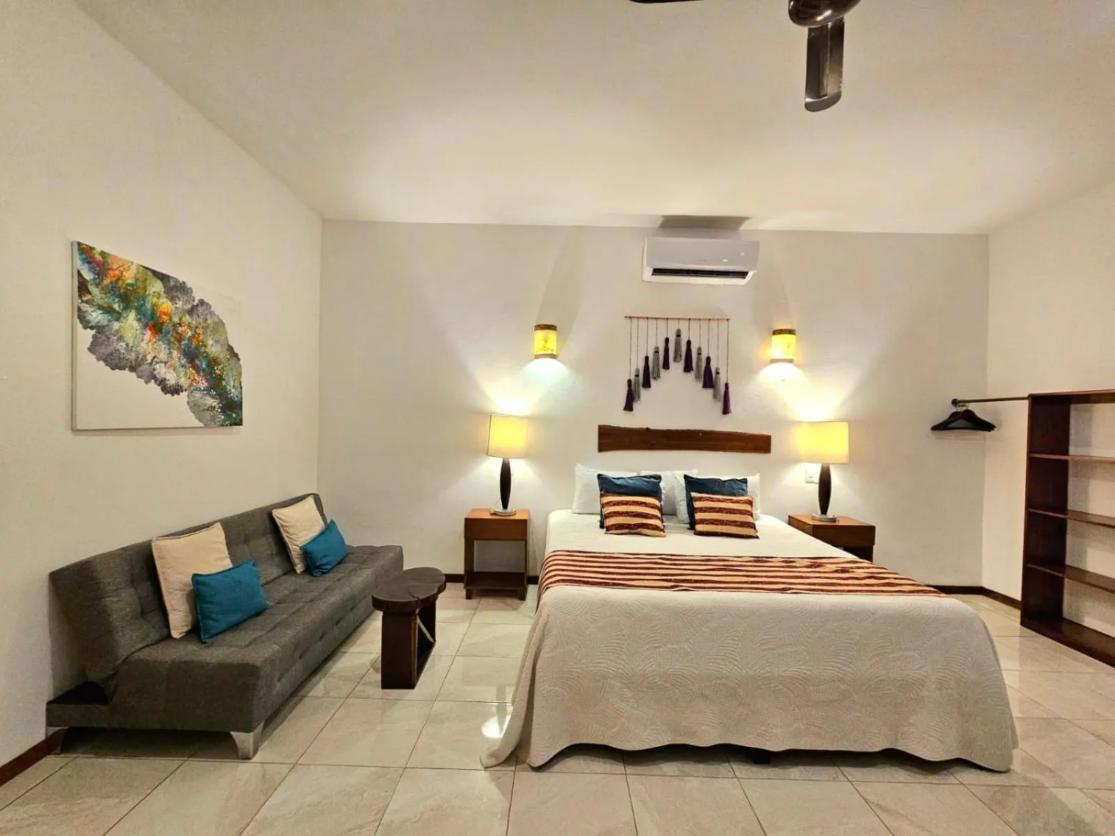 Bed in Mayan Majesty Boutique Hotel