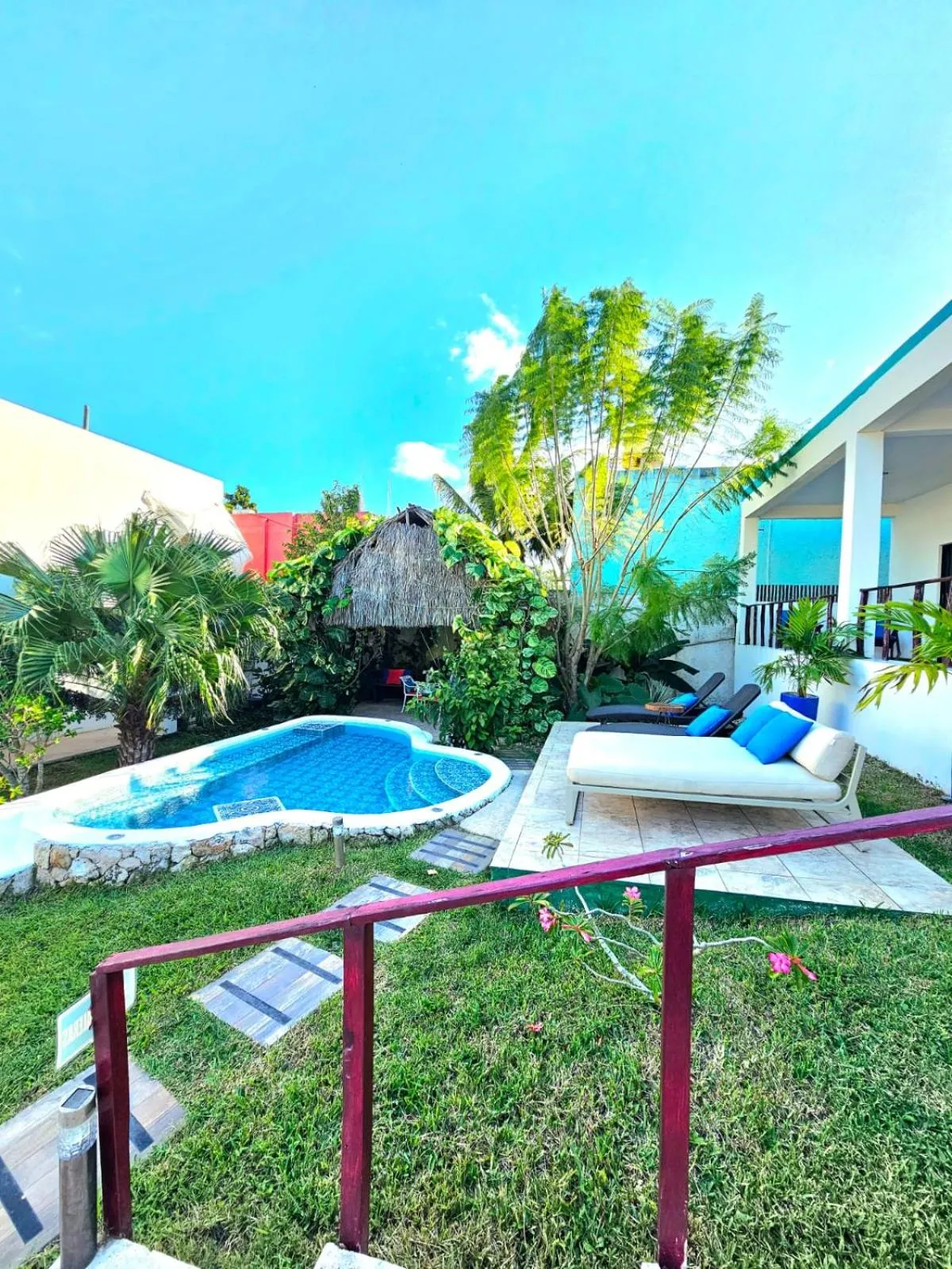 Garden in Mayan Majesty Boutique Hotel