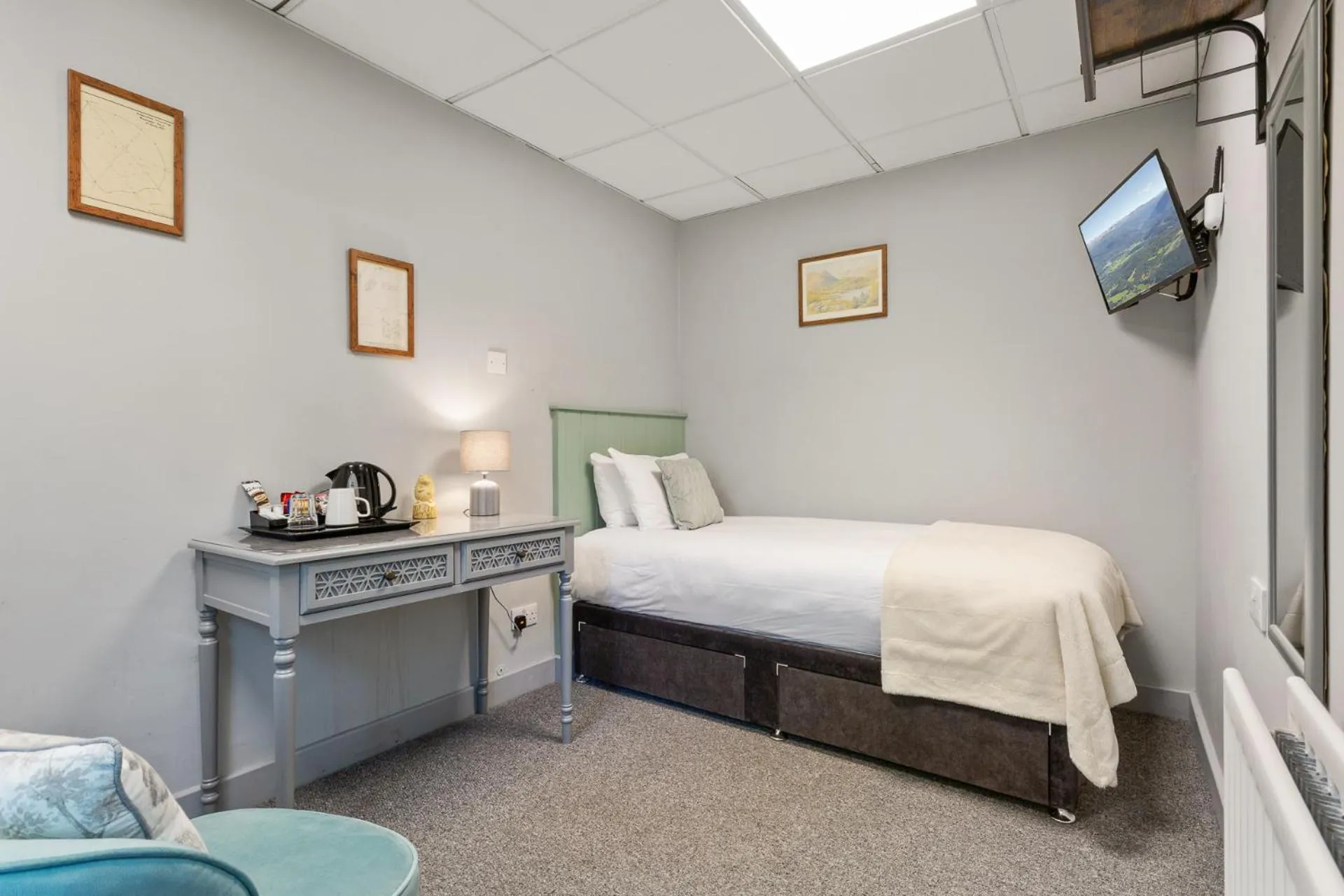 Bed in Brathay Hall - Brathay Trust