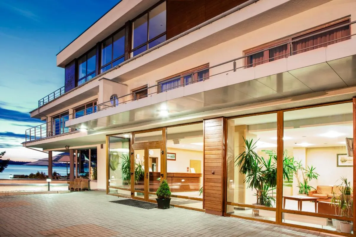 Property building in Marina Diana