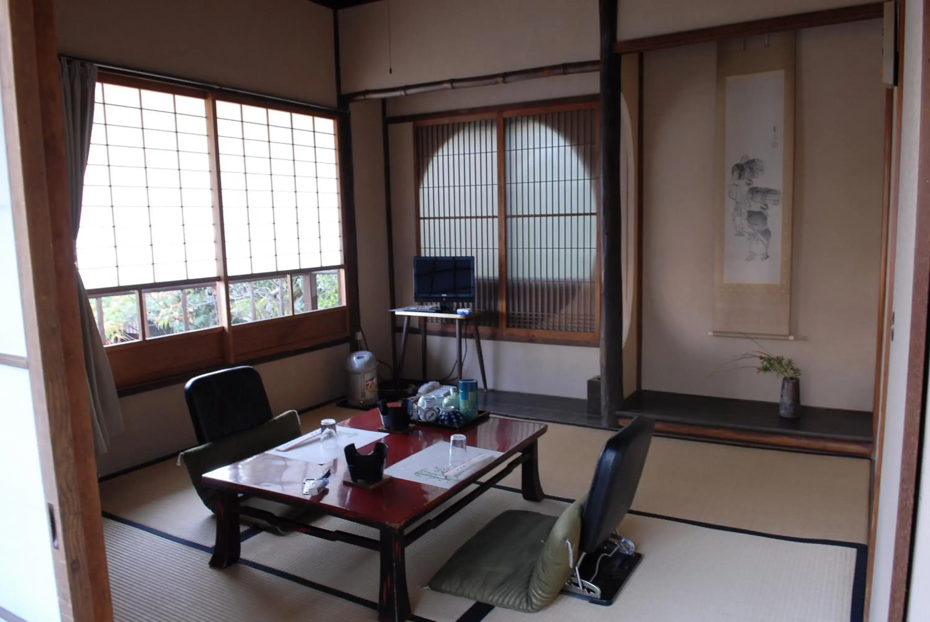 Japanese-Style Standard Room with Shared Bathroom - single occupancy in Bingoya Japanese-Style Standard Room with Shared Bathroom - single occupancy in Bingoya