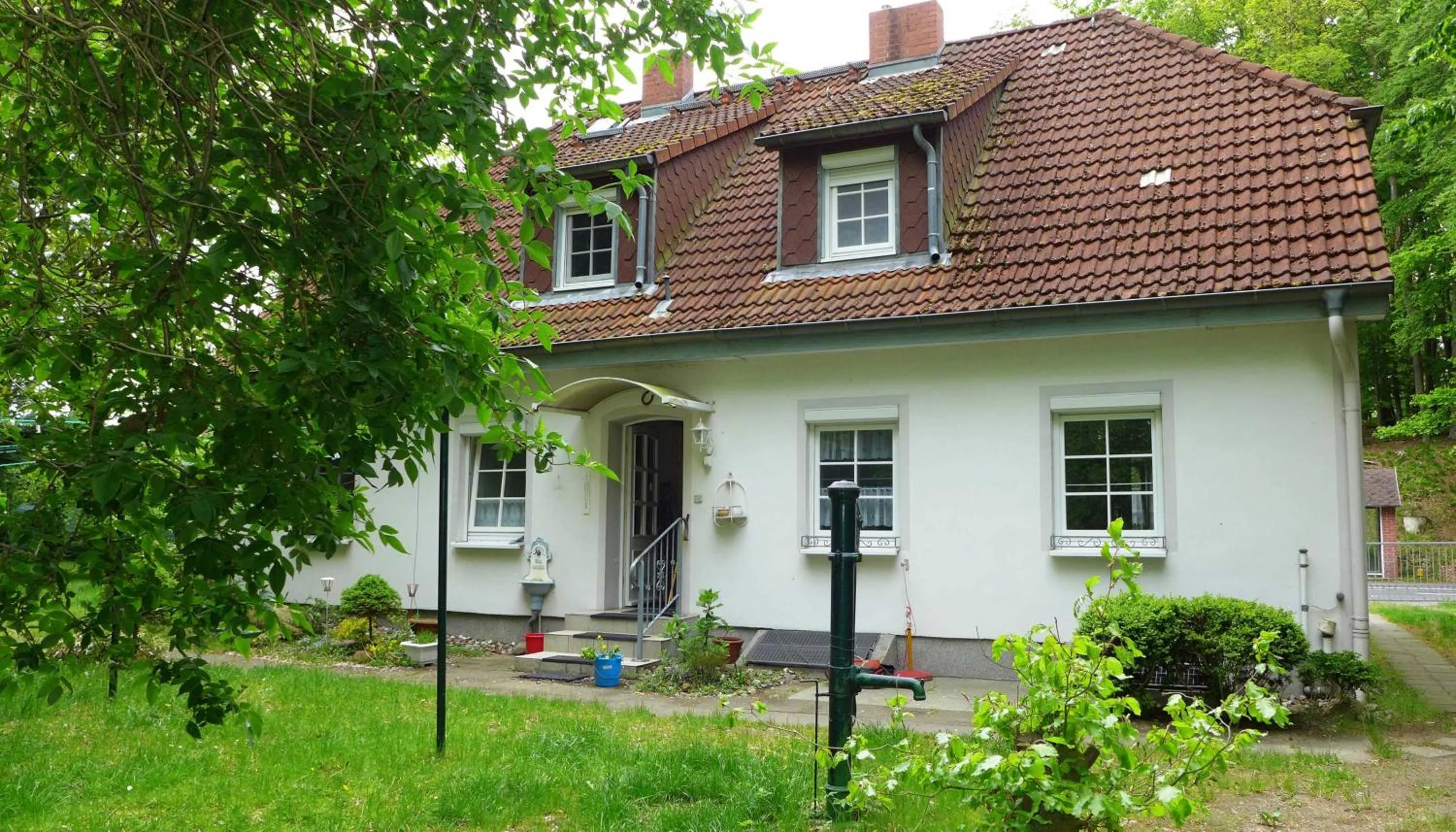 Property building in Ferienwohnungen & Bungalow Karlchen