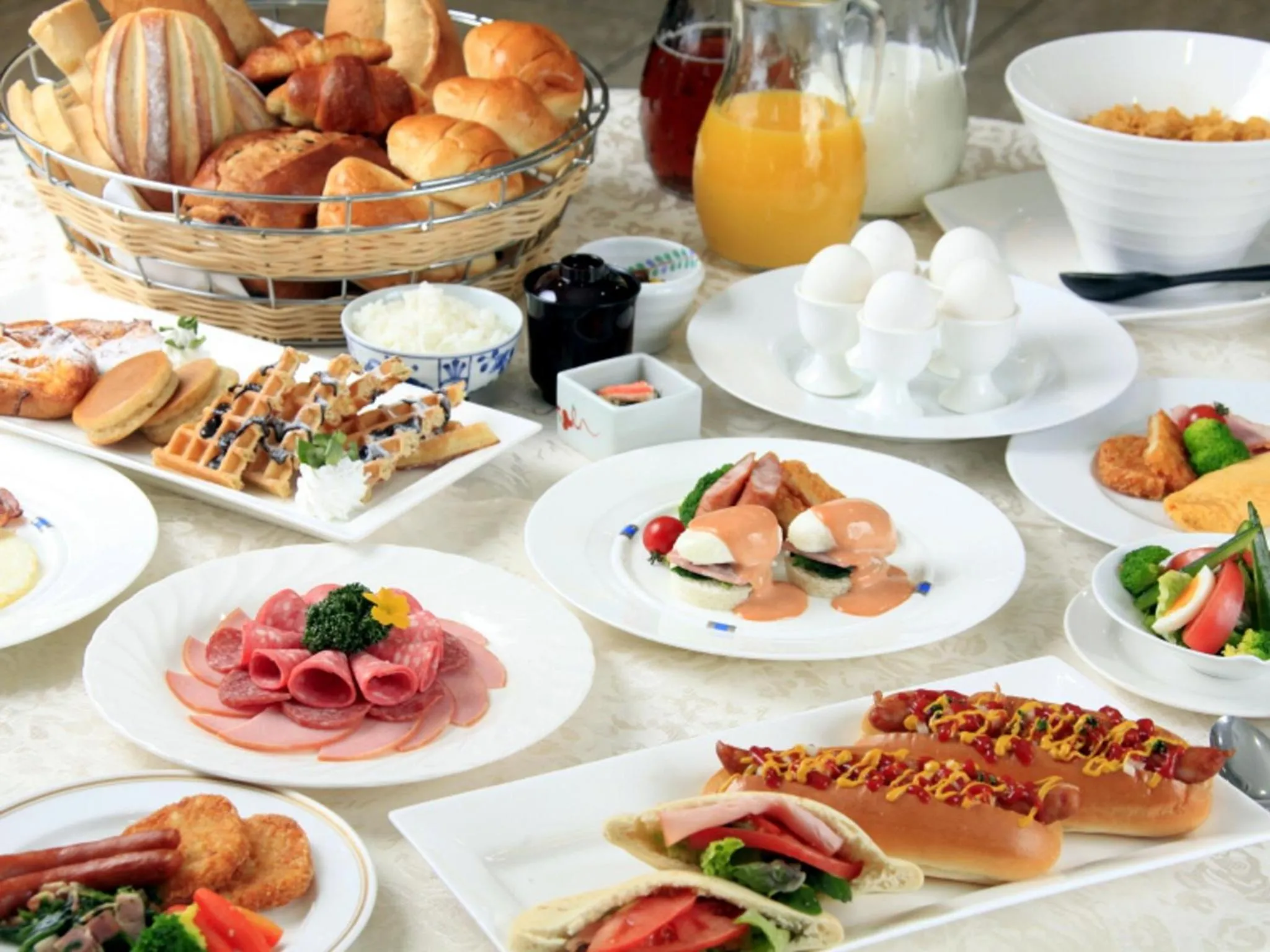 Food in Central Hotel