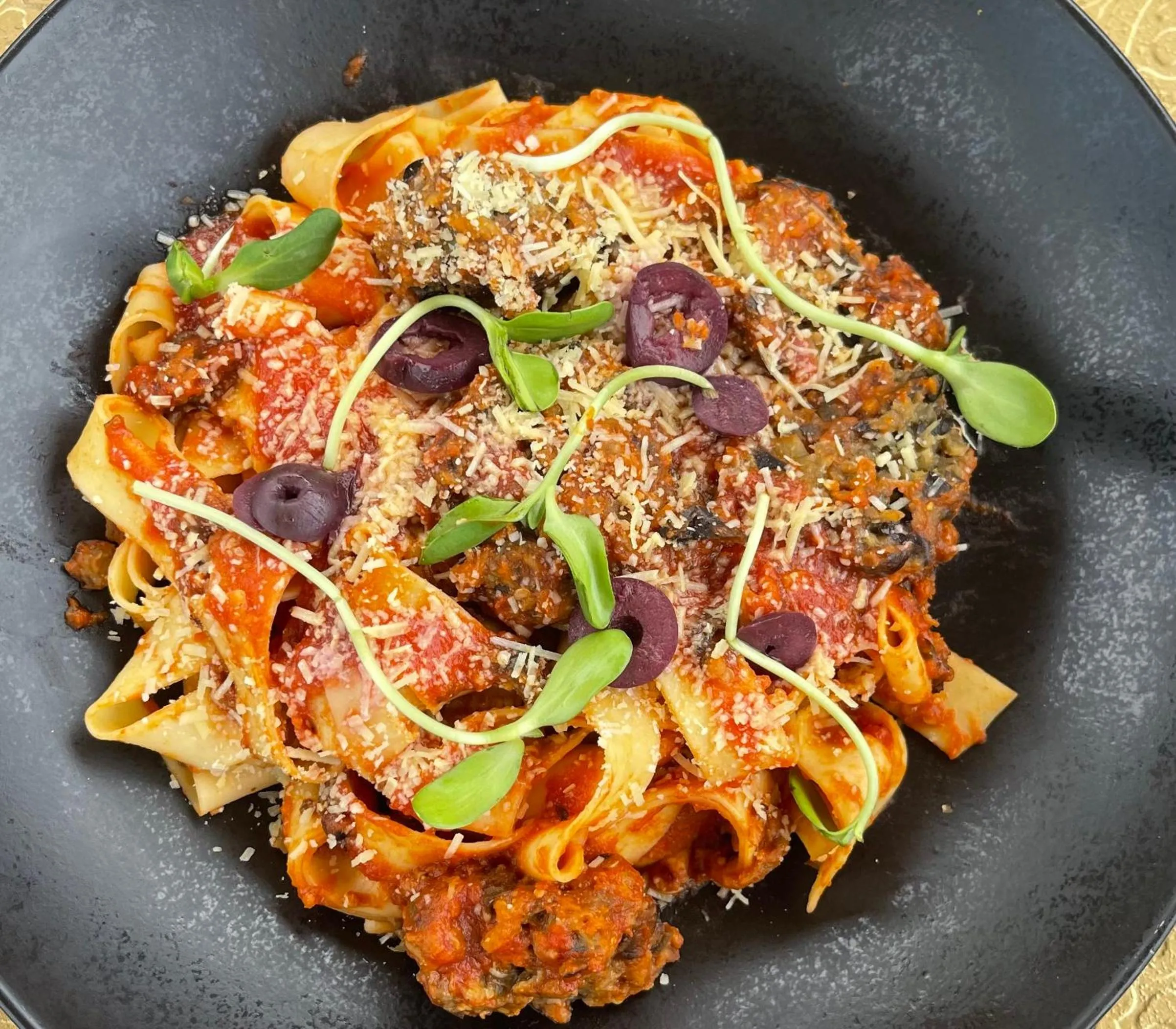 Food and drinks in TEVA Glamping & Retreat