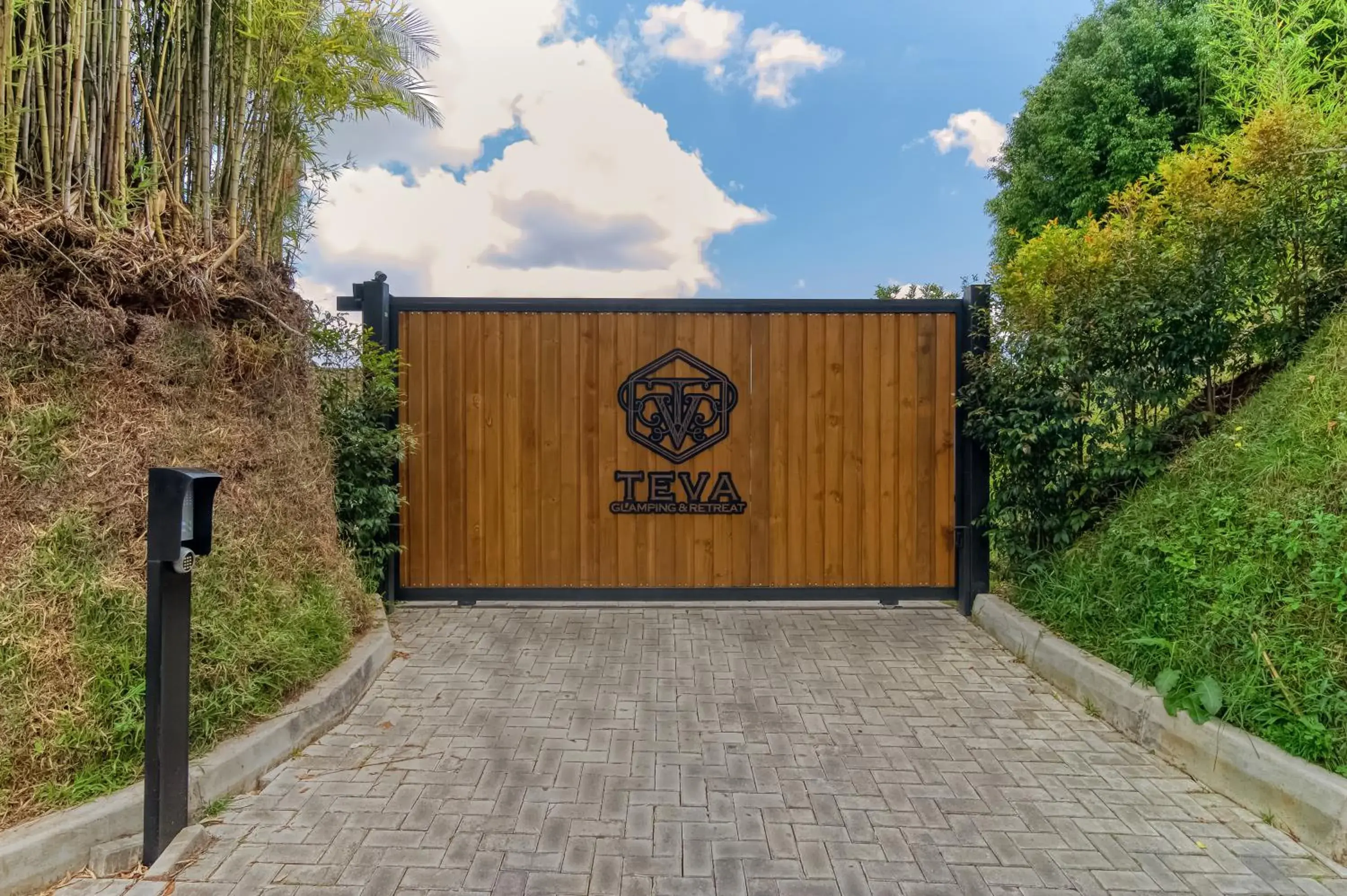 Facade/entrance in TEVA Glamping & Retreat Facade/entrance in TEVA Glamping & Retreat