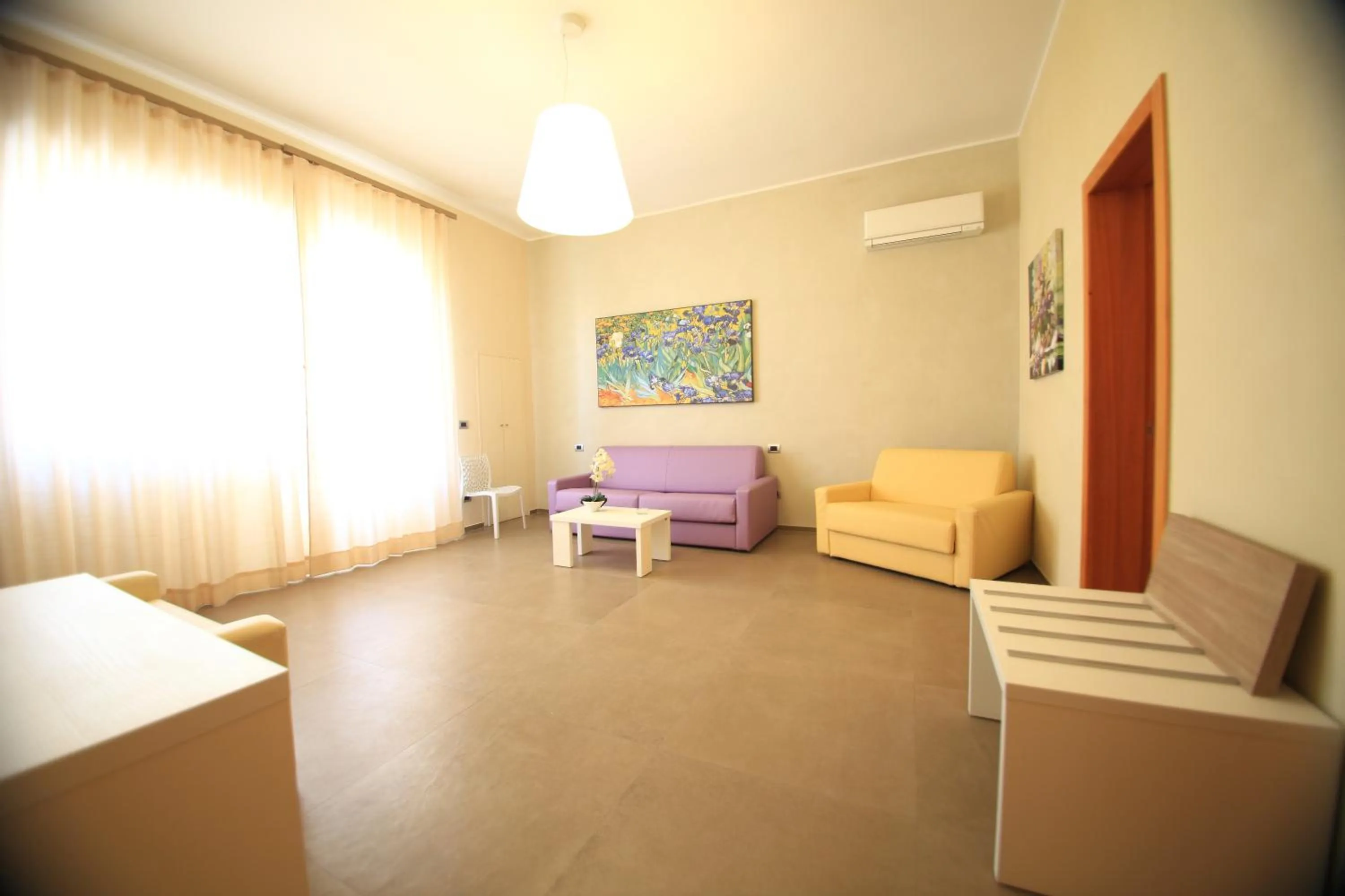 Photo of the whole room in Hotel Città Bella