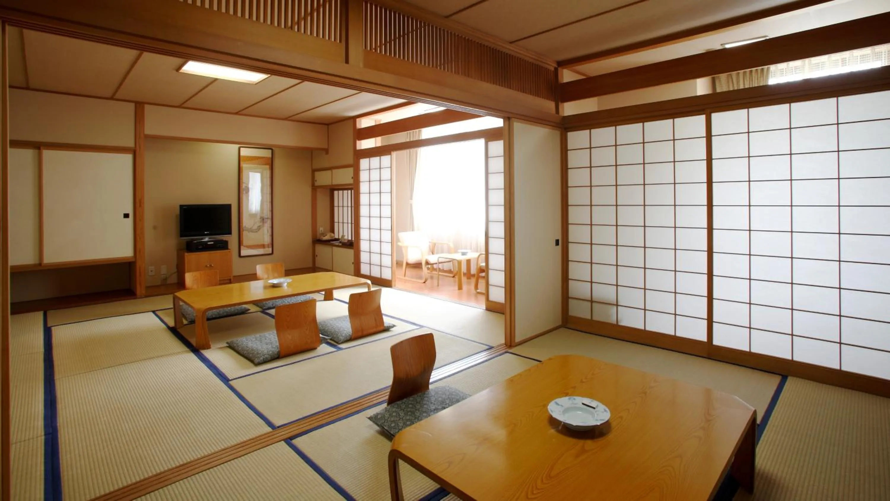 Photo of the whole room in Noboribetsu Grand Hotel
