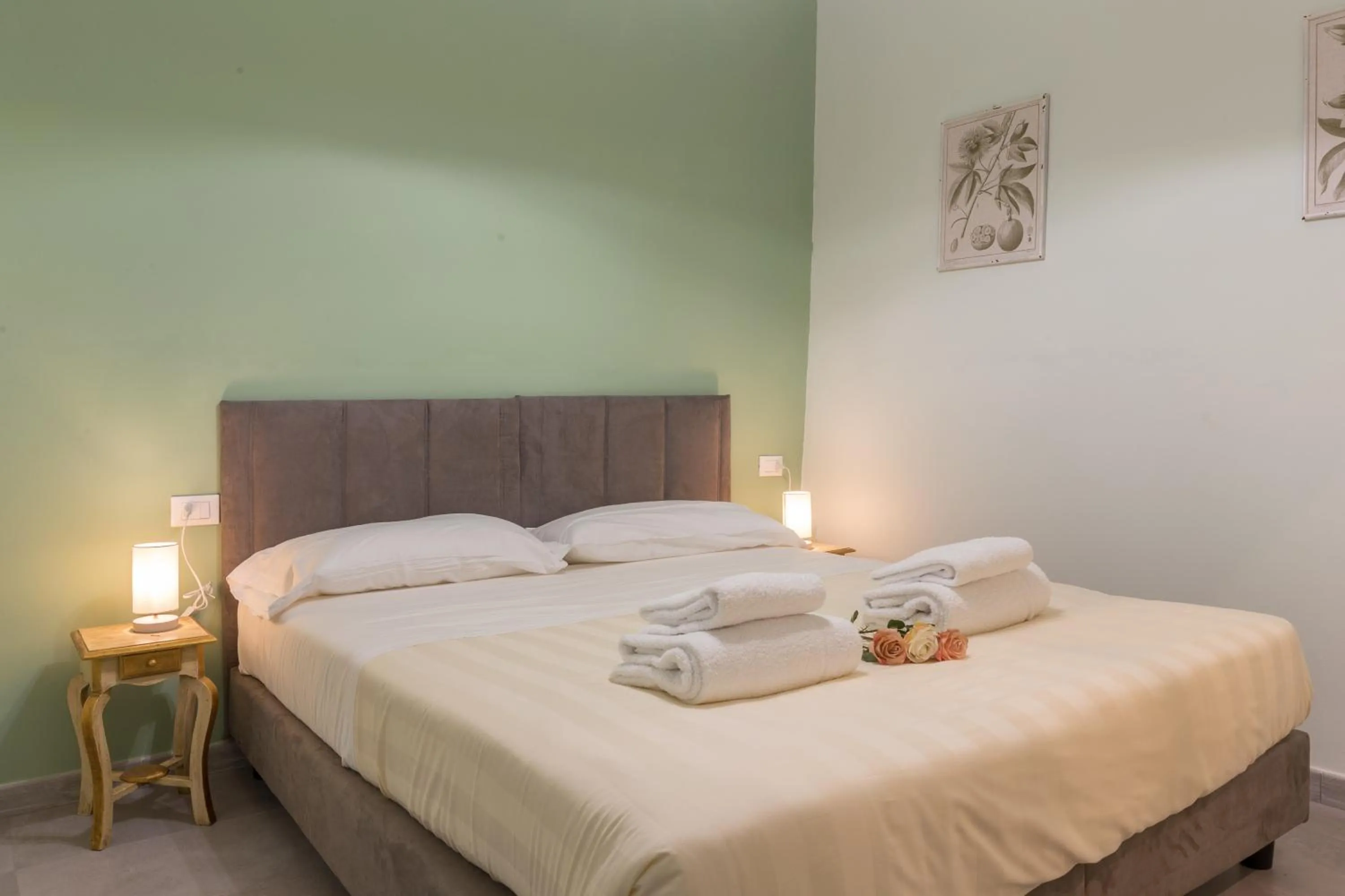 Bed in Pilastri Majestic Garden by Mmega