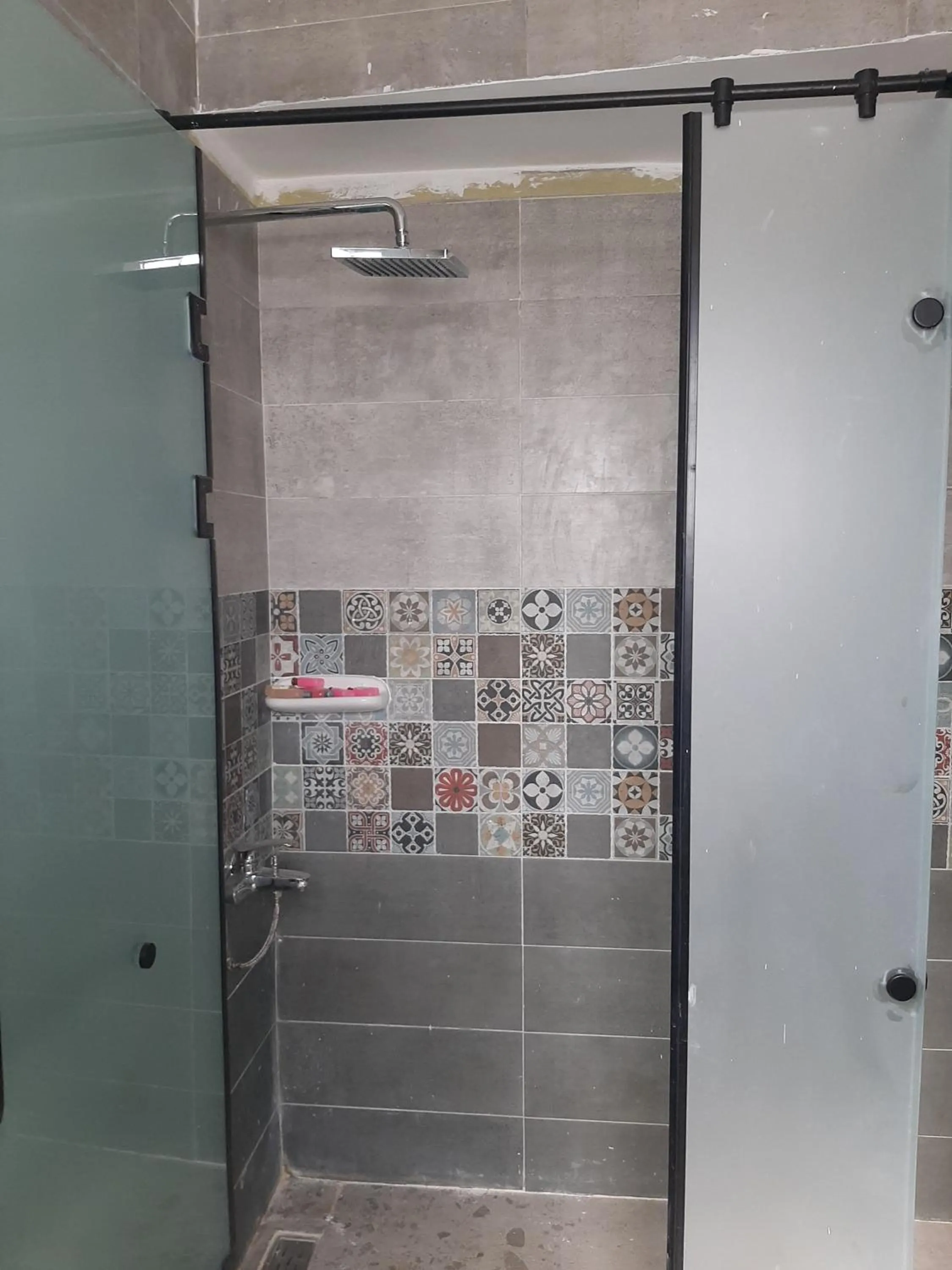 Shower in Atlantis Pyramids Inn