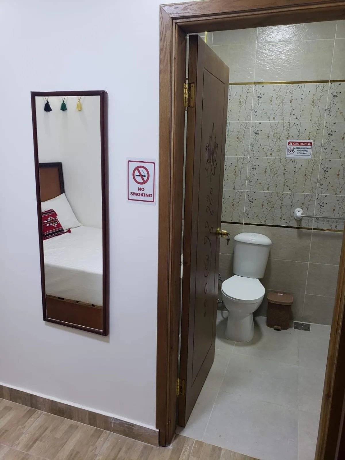 Atlantis Pyramids Inn