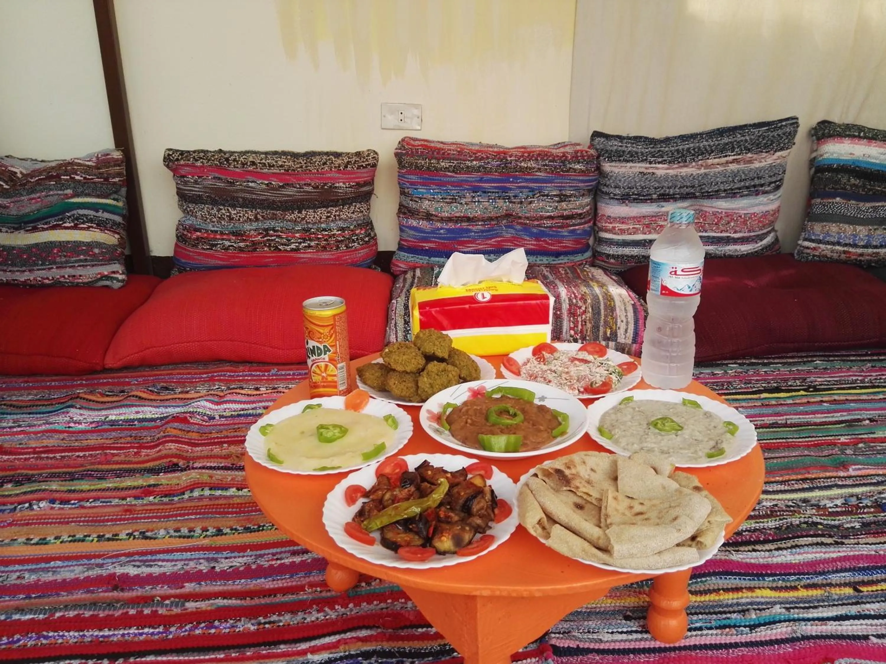 Food and drinks in Atlantis Pyramids Inn