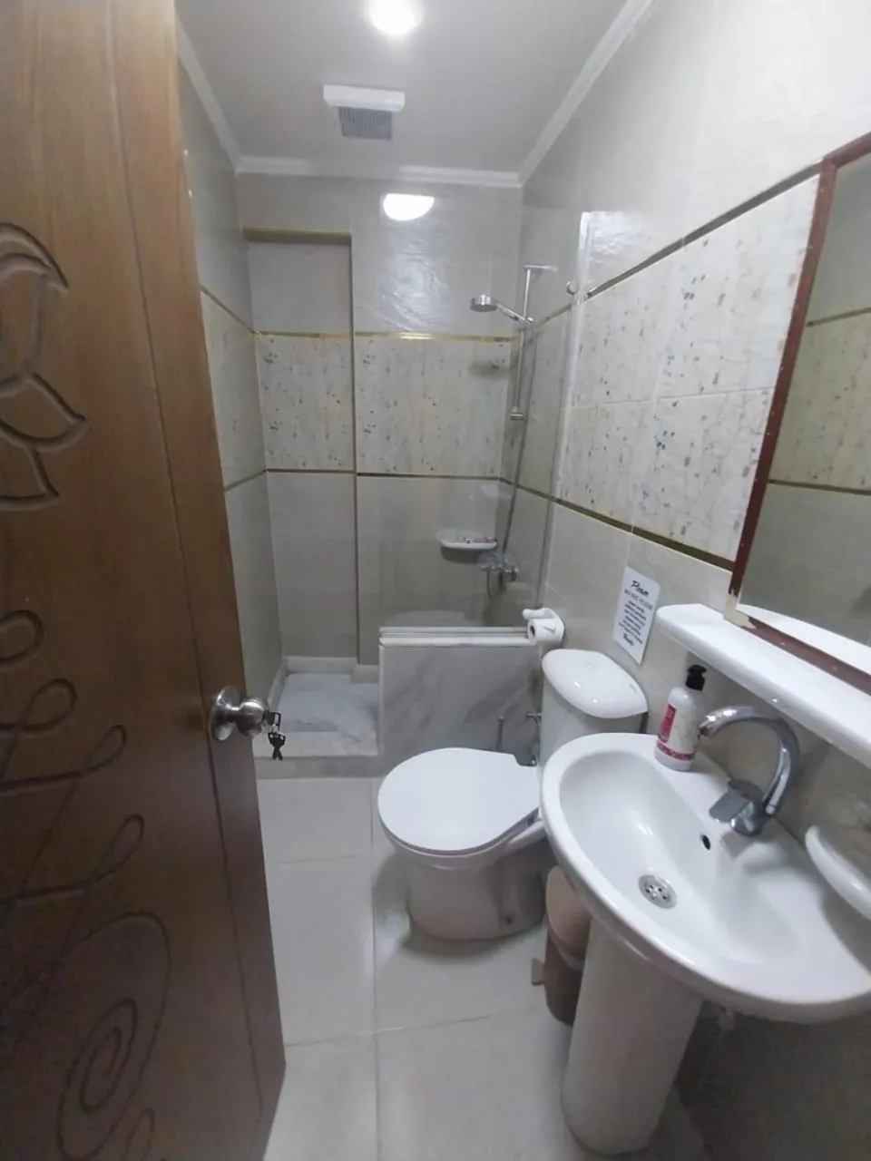 Shower in Atlantis Pyramids Inn