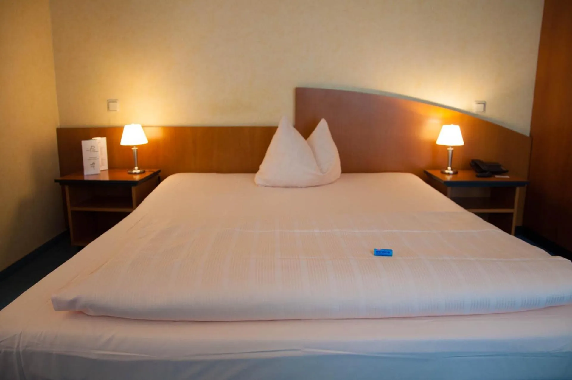 Bed in Hotel Stadt Püttlingen