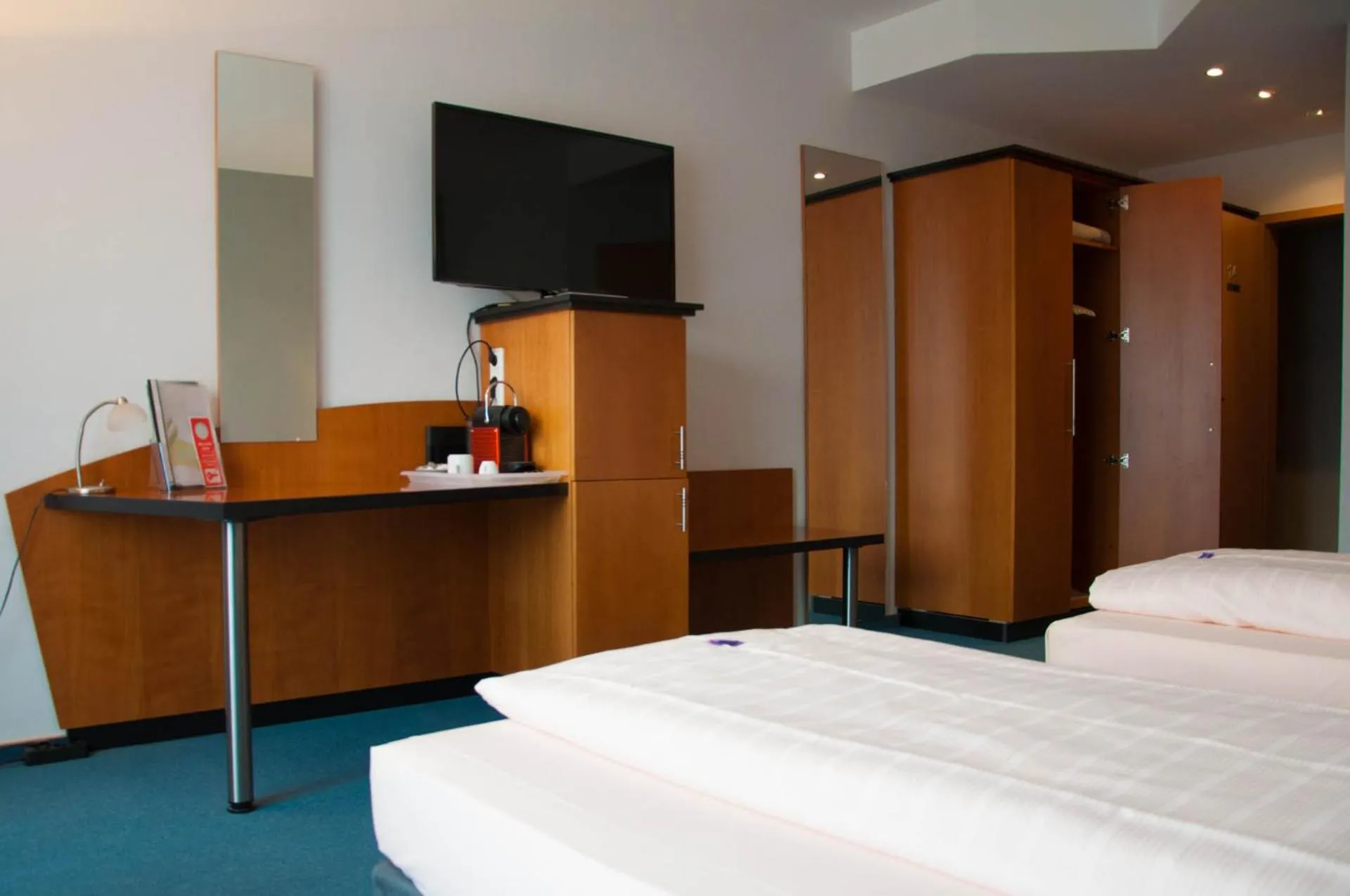 Bed in Hotel Stadt Püttlingen