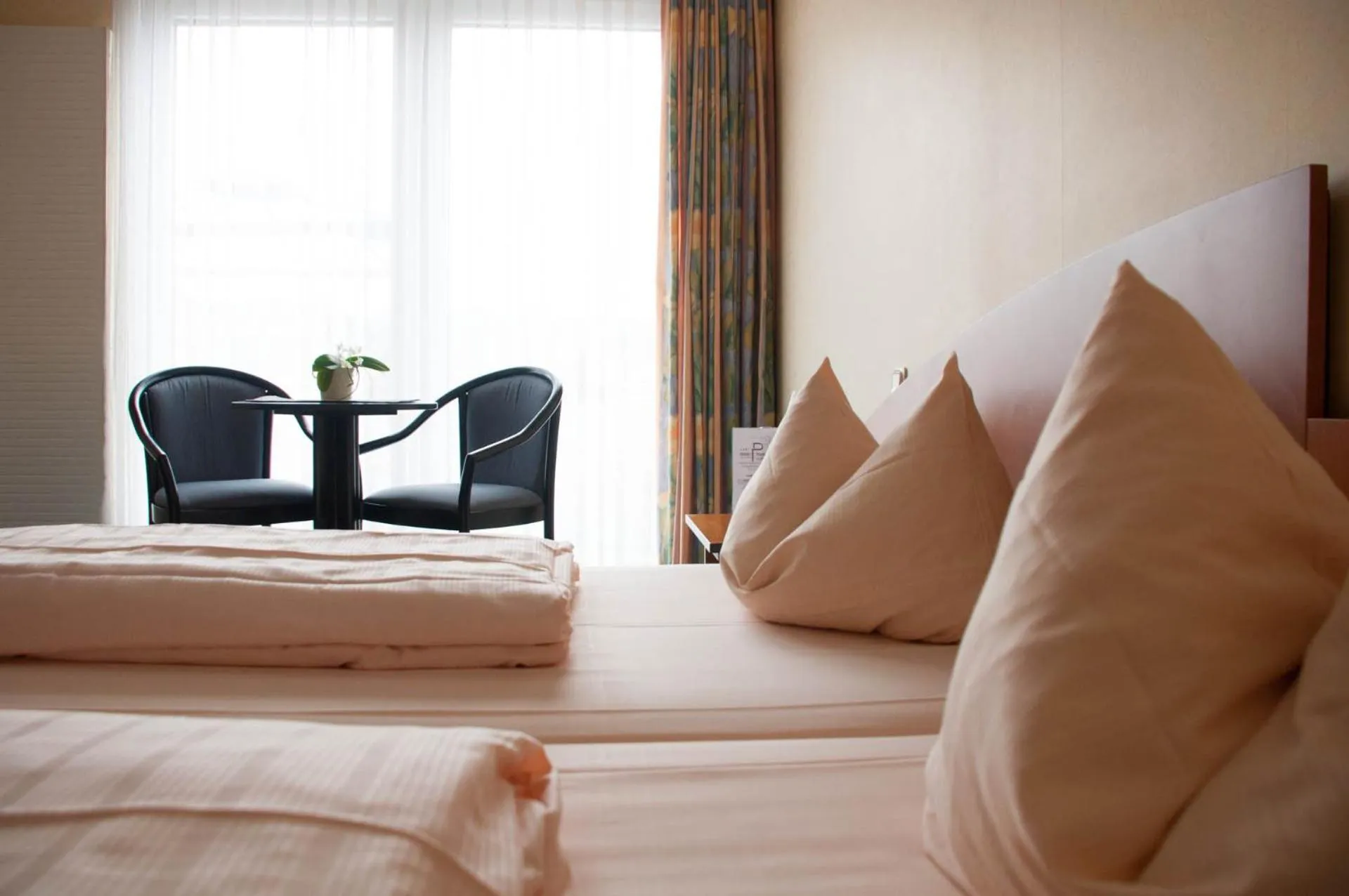 Bed in Hotel Stadt Püttlingen