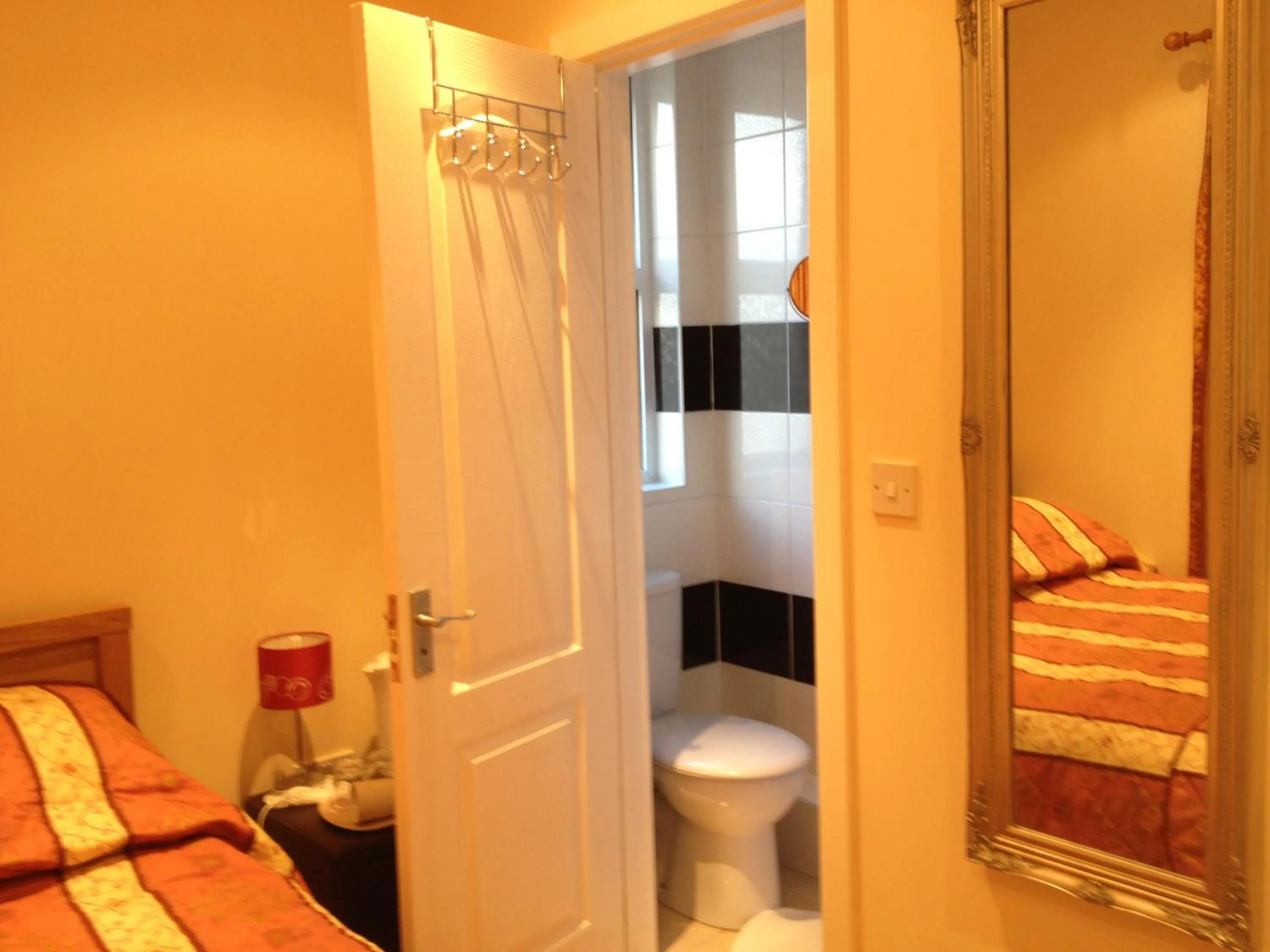 Bed in The Dharma Lodge