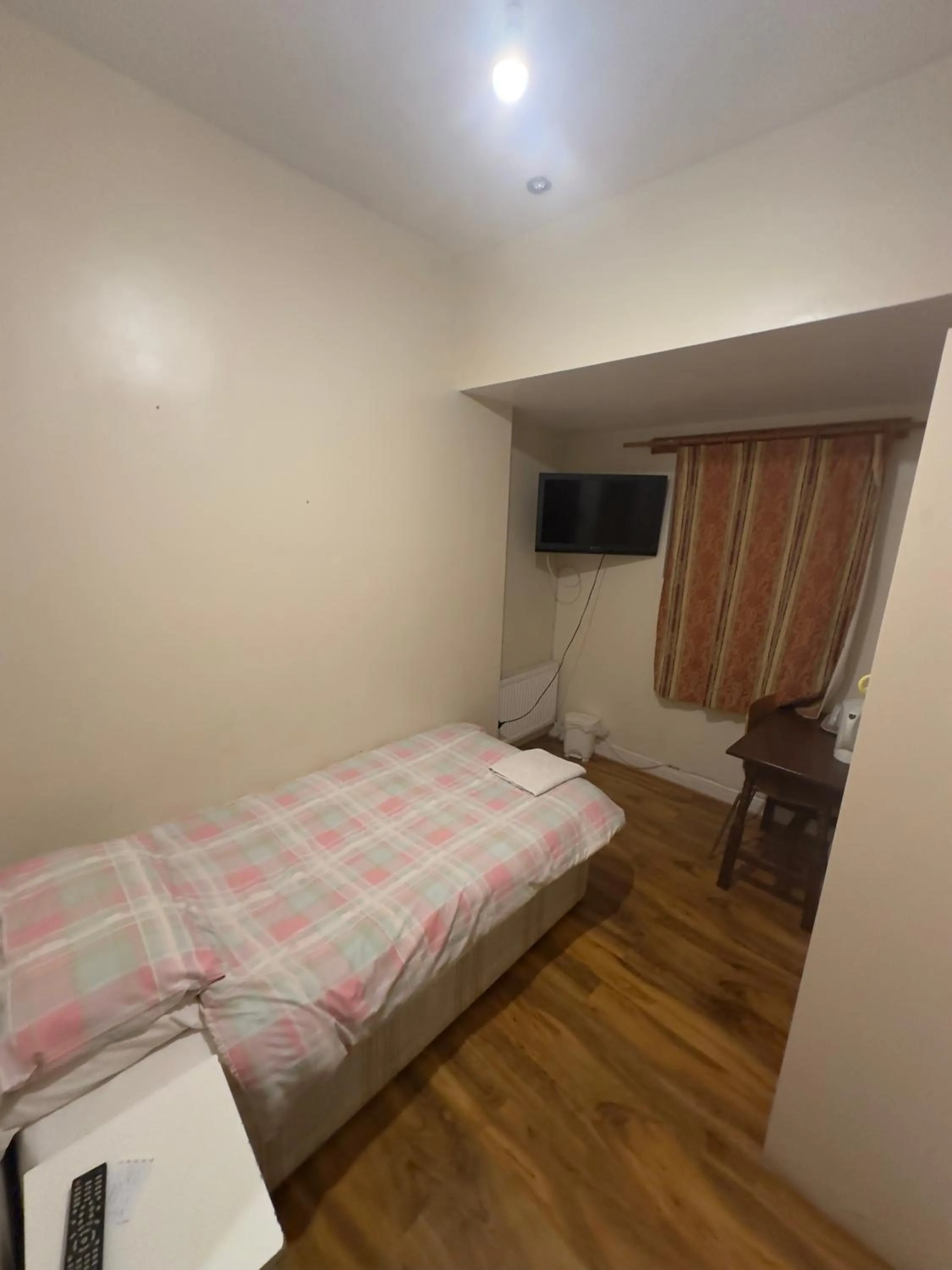 Bed in The Dharma Lodge