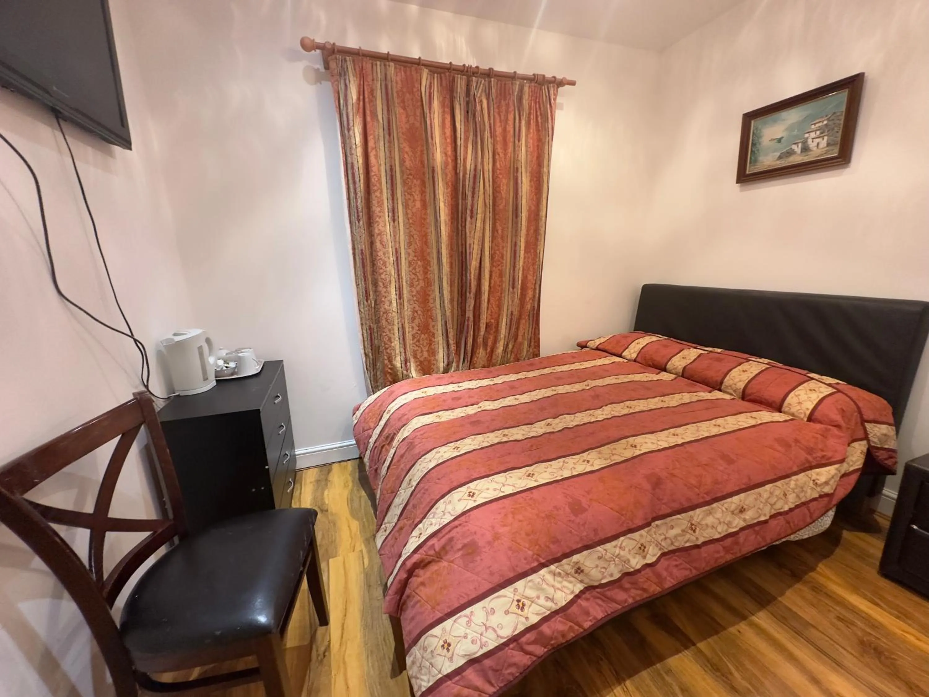 Bed in The Dharma Lodge