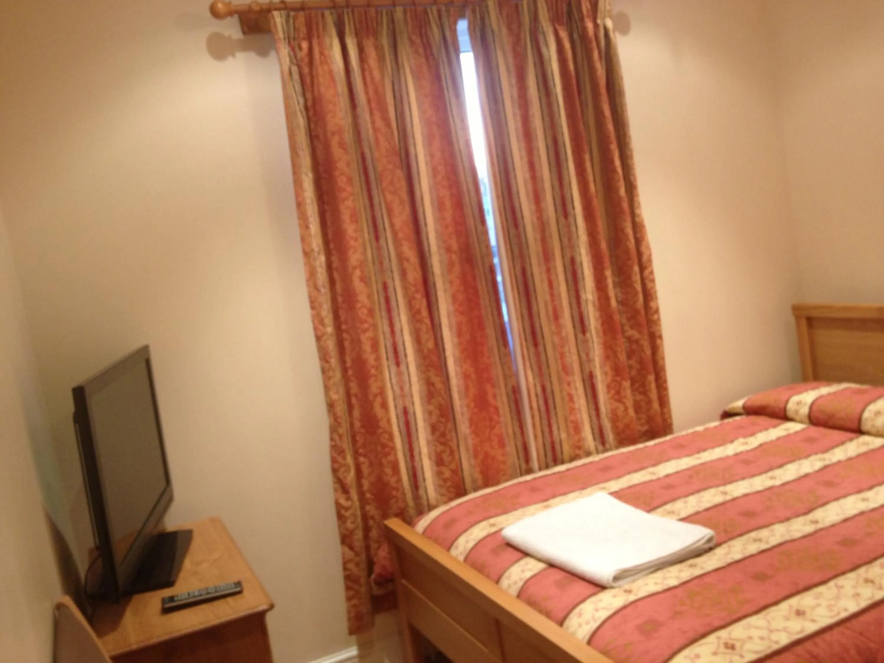 Bed in The Dharma Lodge