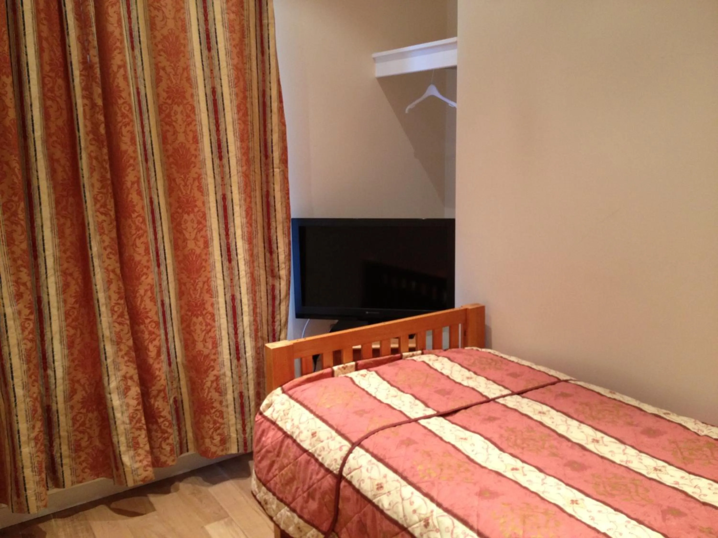 Bed in The Dharma Lodge