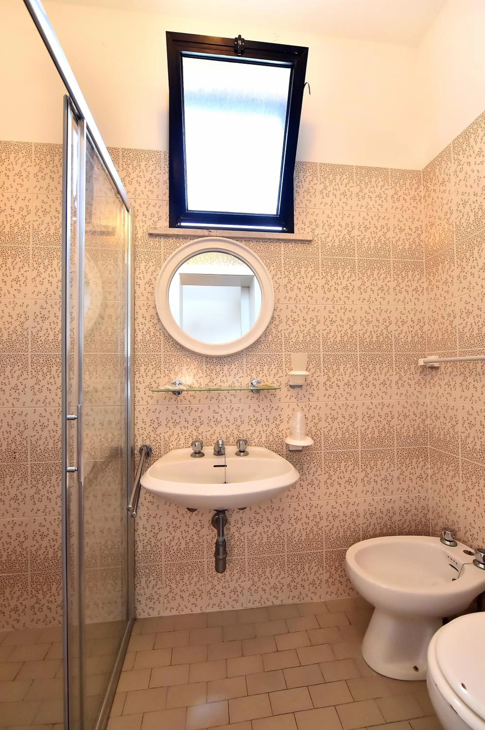 Bathroom in Hotel Doria