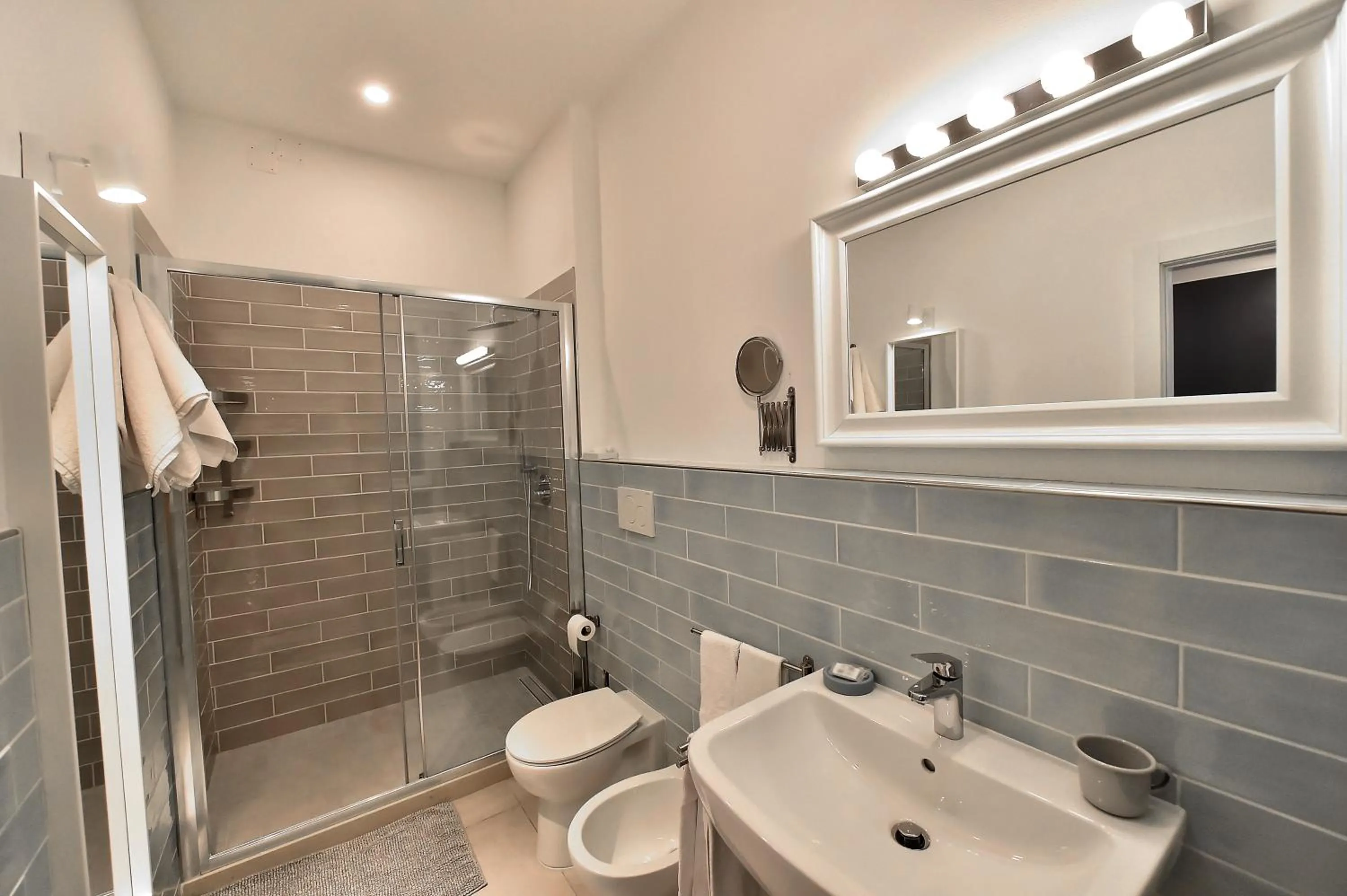 Shower in Hotel Doria