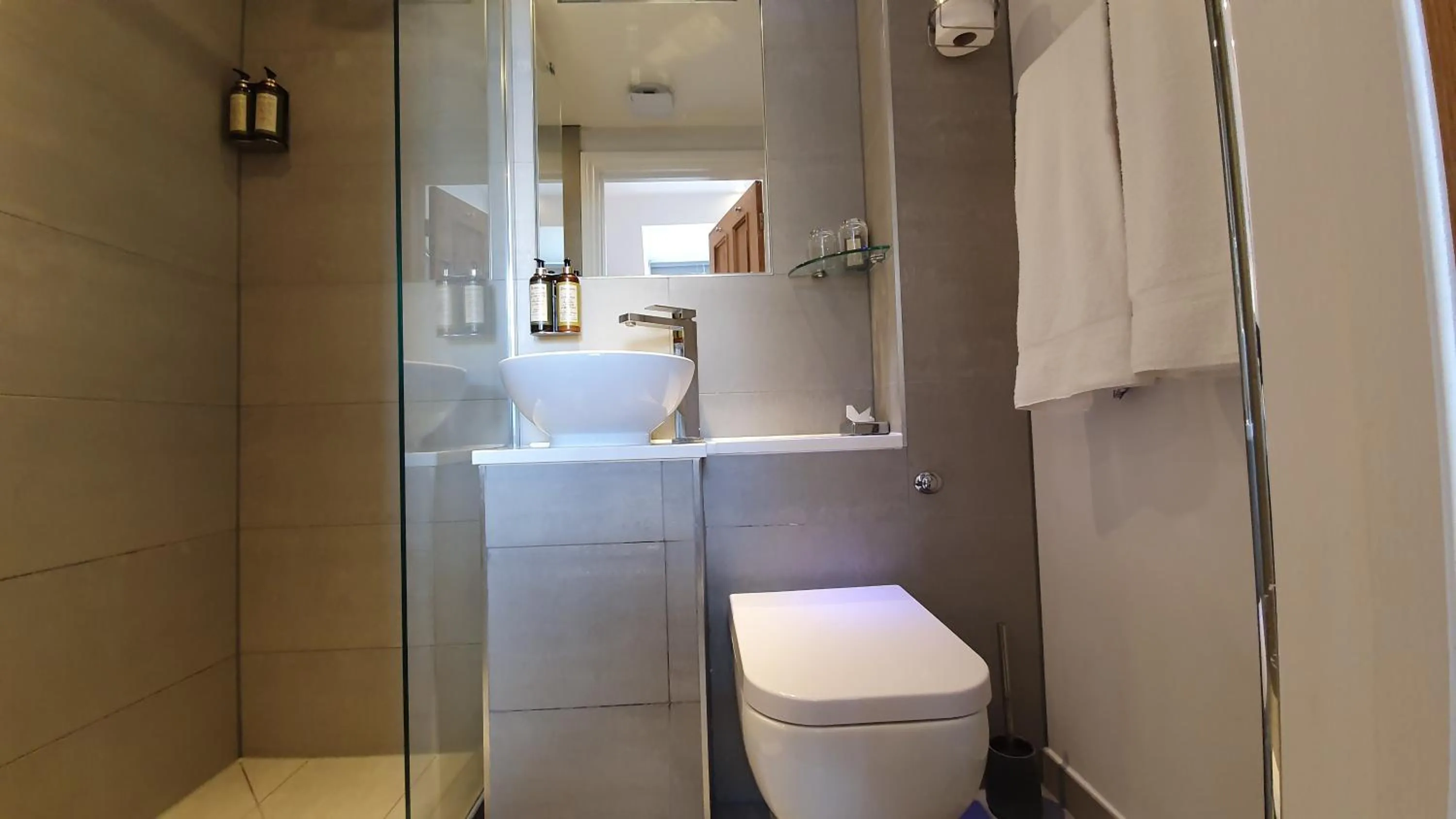 Bathroom in A Room With A View - Free Parking