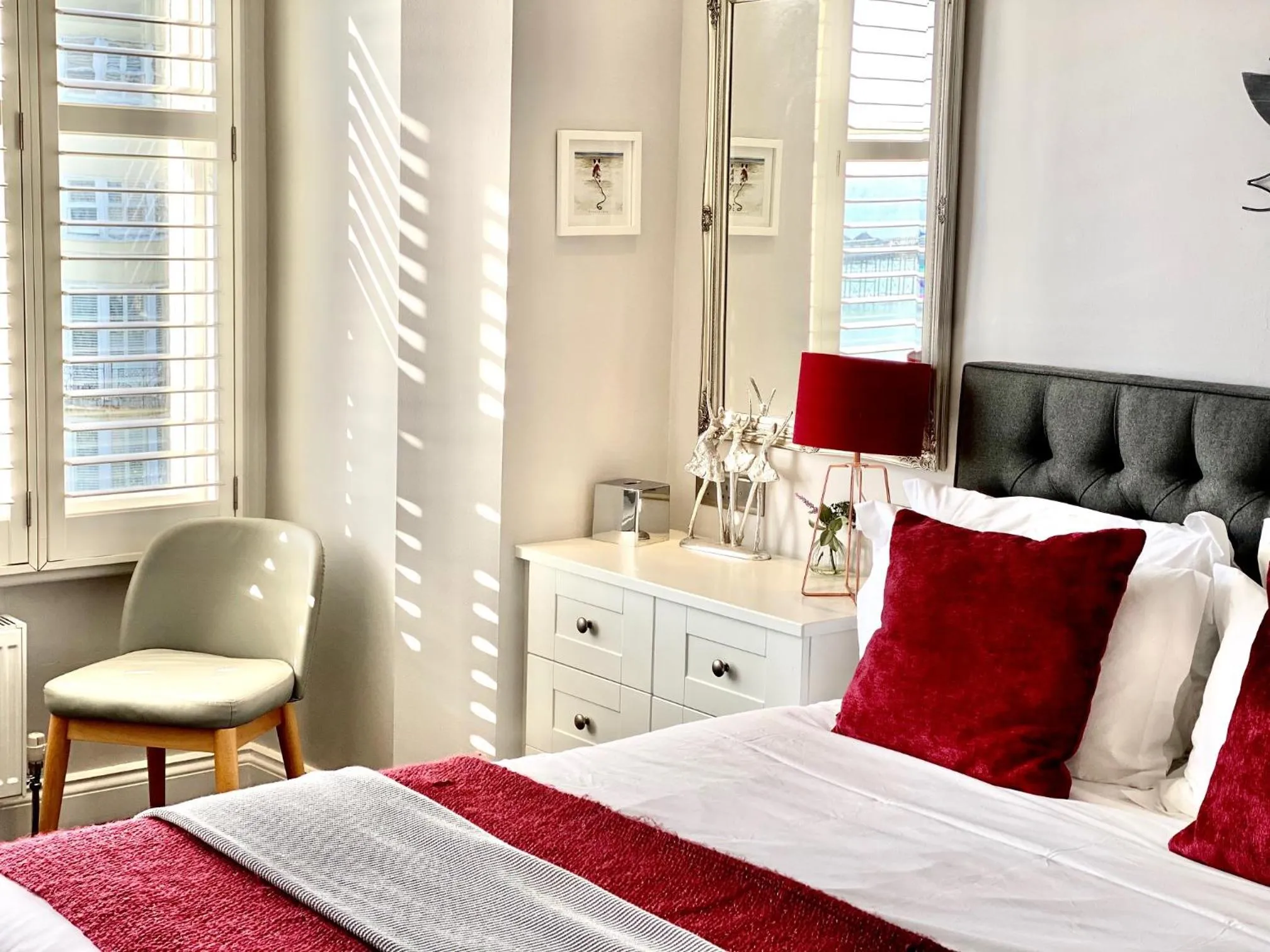 Bed in A Room With A View - Free Parking