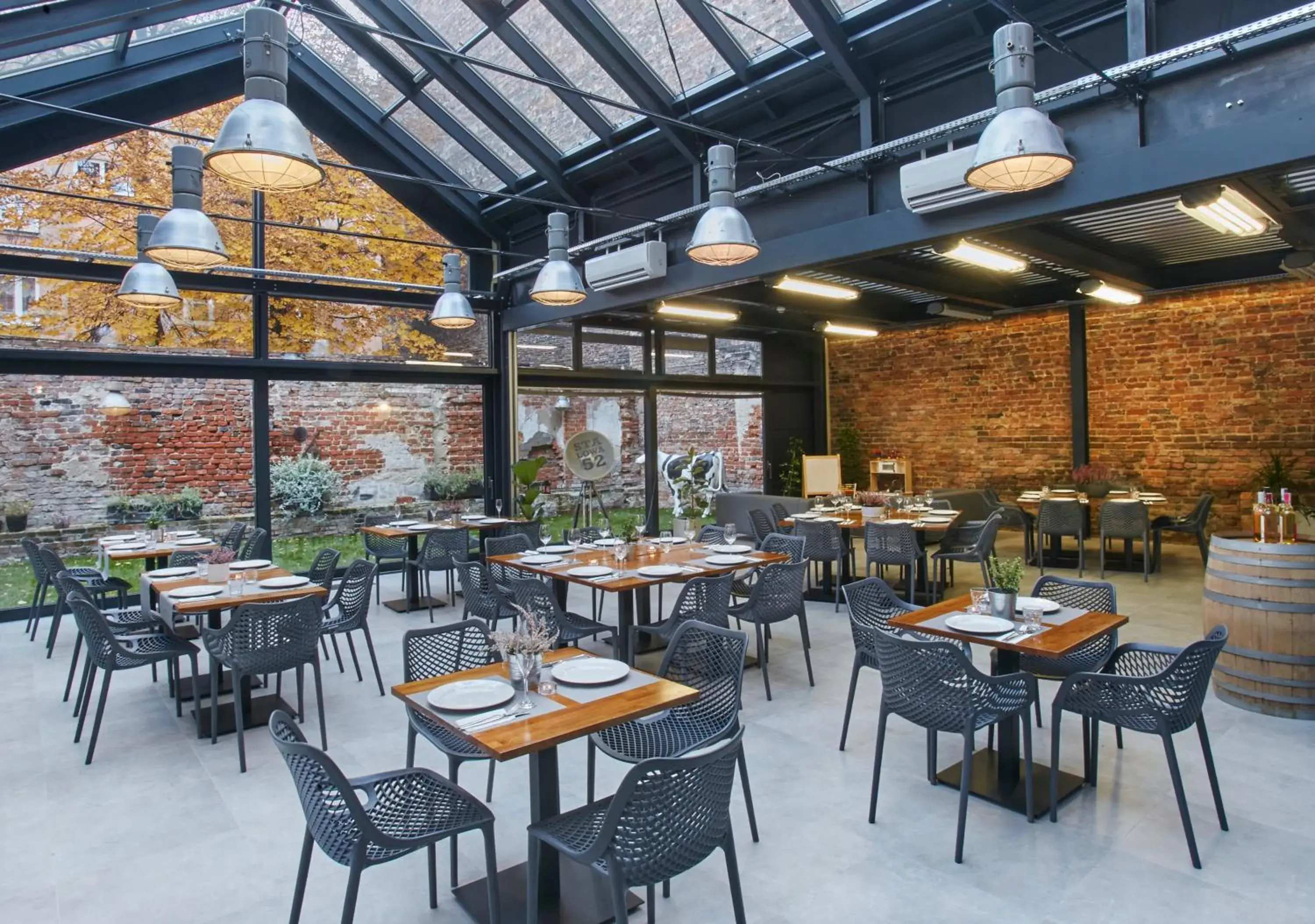 Restaurant/places to eat in ARTHOTEL STALOWA 52 Restaurant/places to eat in ARTHOTEL STALOWA 52