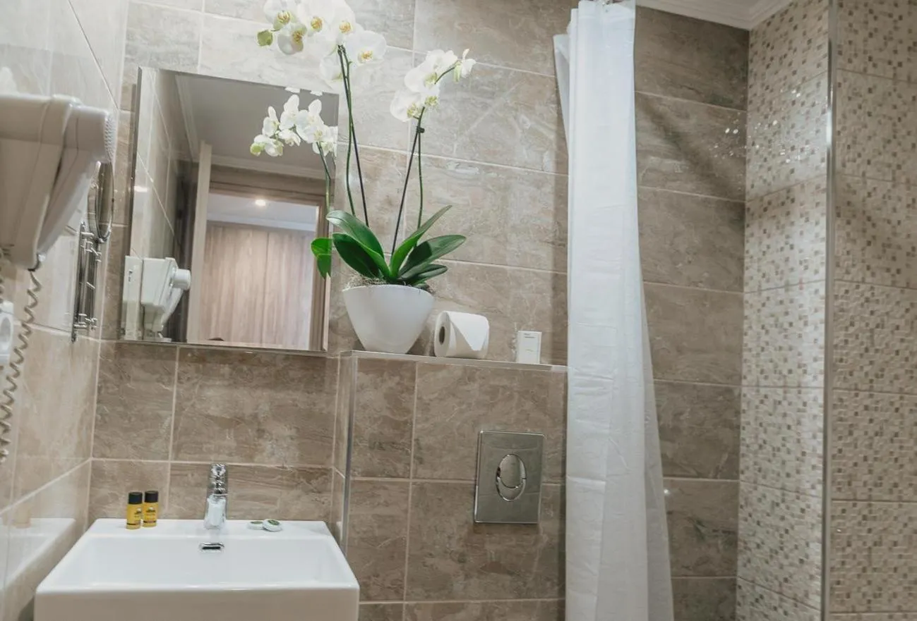Bathroom in Ammos Beach Seaside Luxury Suites Hotel