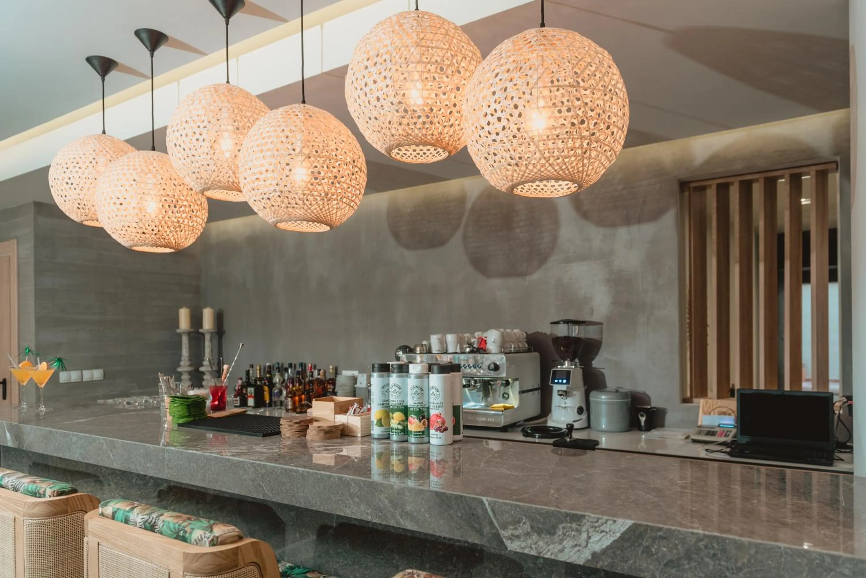 Lounge or bar in Ammos Beach Seaside Luxury Suites Hotel