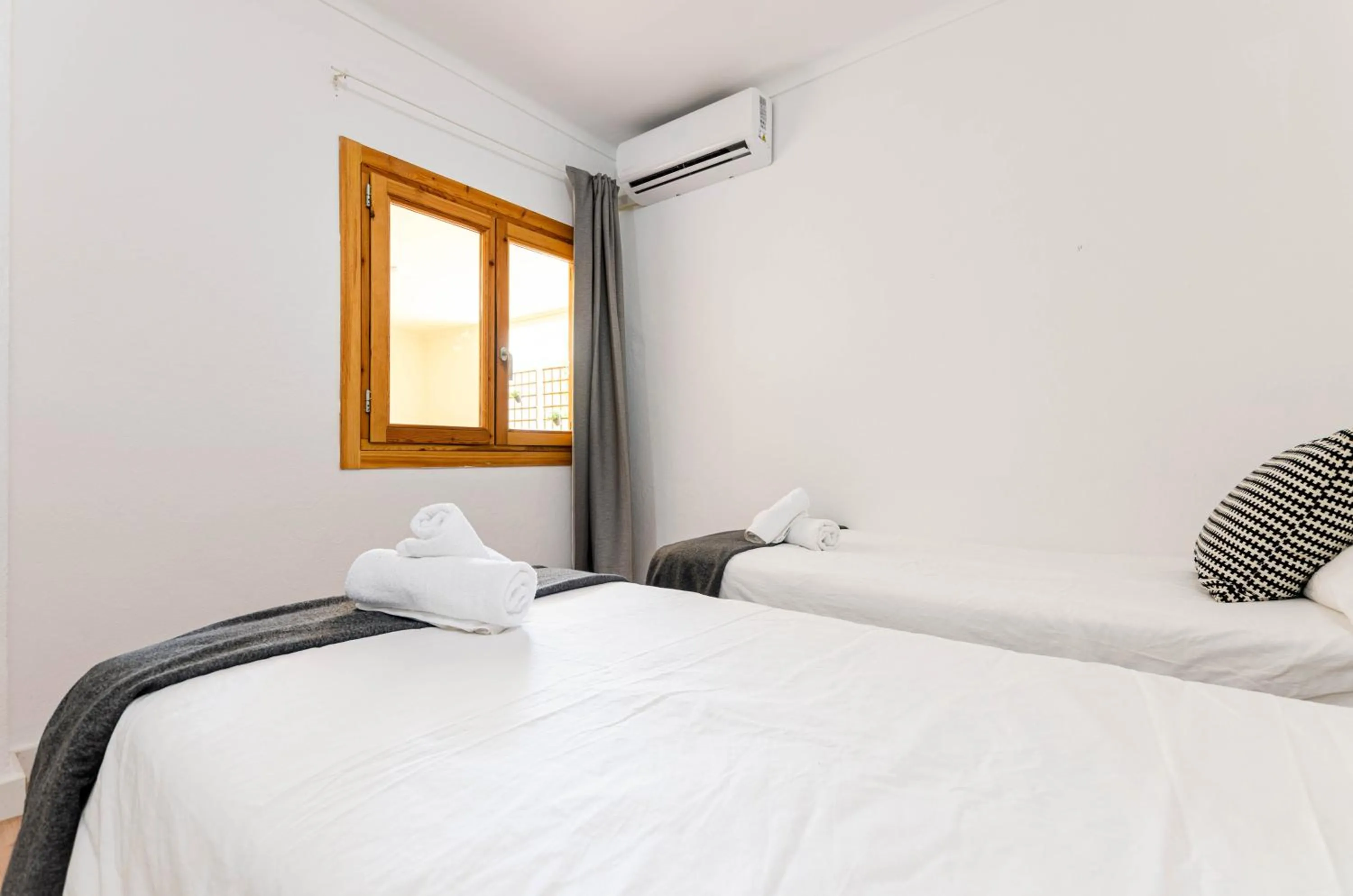 Bed in Port Apartments